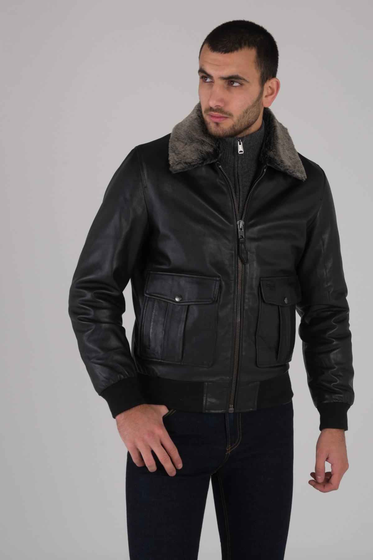 Black leather bomber jacket - Image n°3