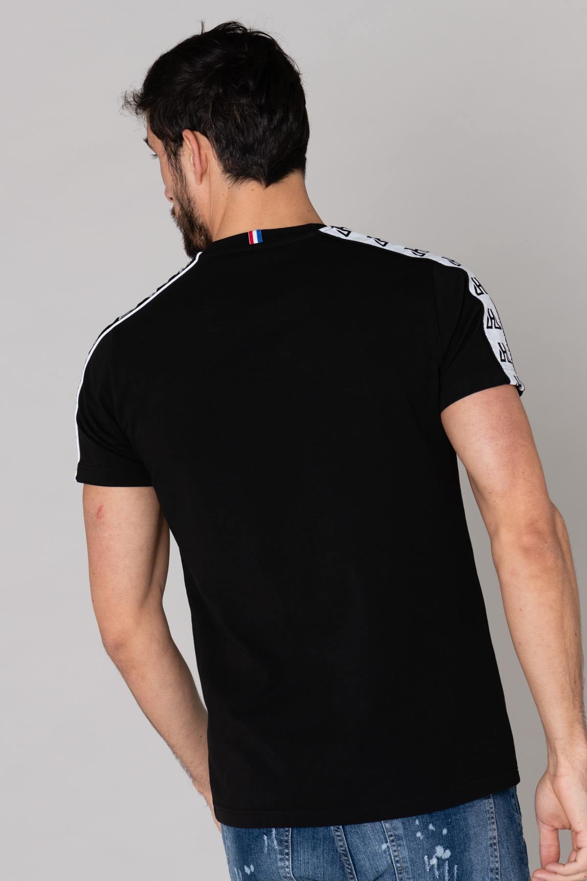 Men's black T-shirt close to the body - Image n°3