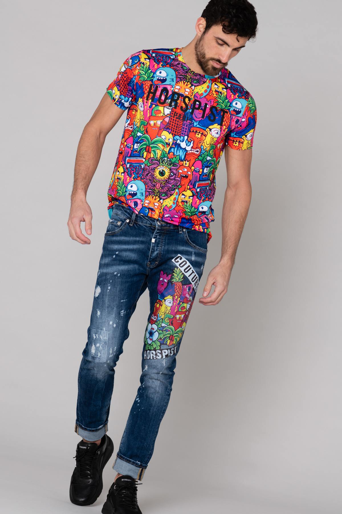 Colorful graffiti pattern t-shirt - Image n°3