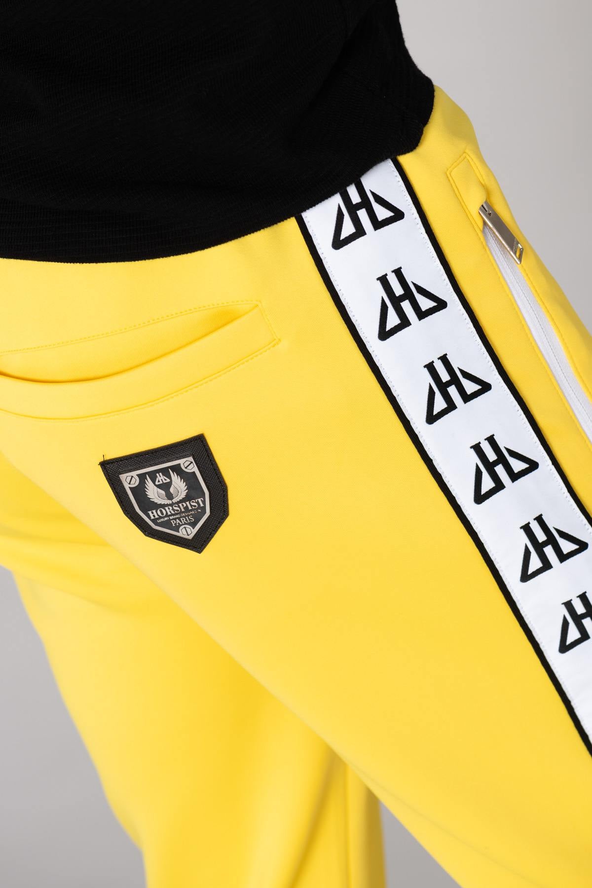 Yellow jogging pants - Image n°3