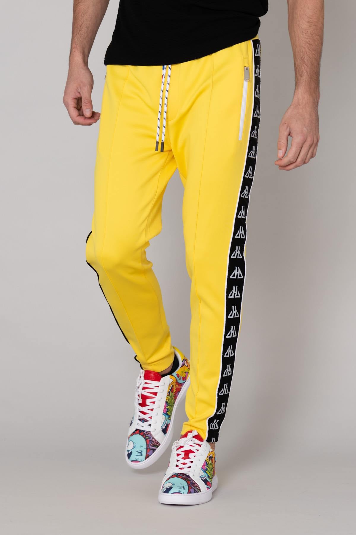 Yellow jogging pants - Image n°1