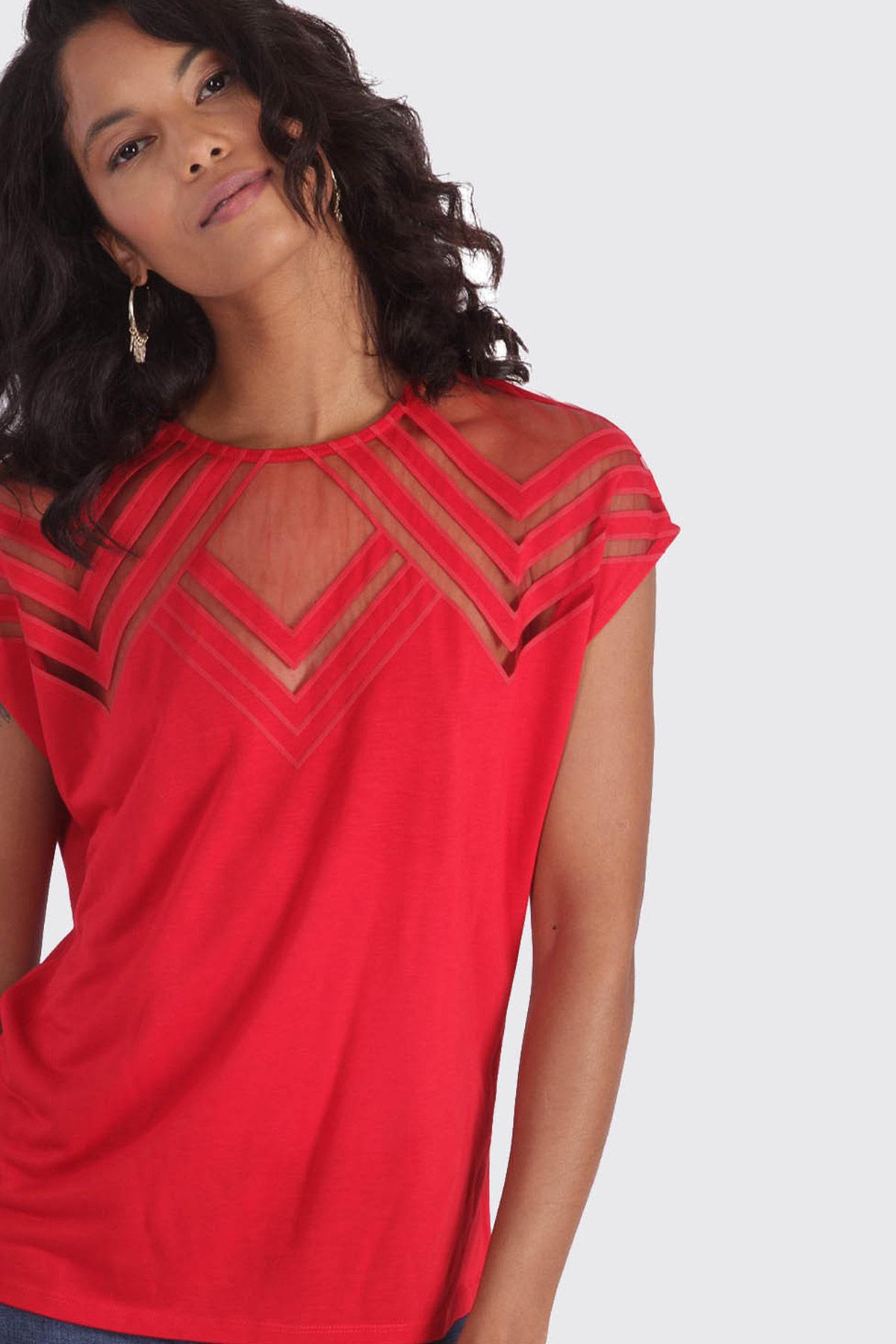 Sleeveless red evening t-shirt - Image n°1