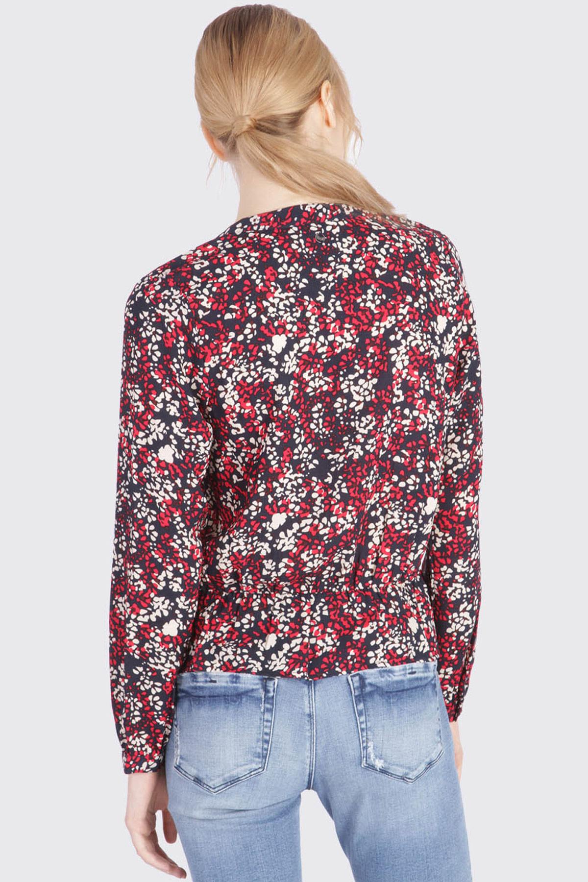 Blue and red floral blouse - Image n°2