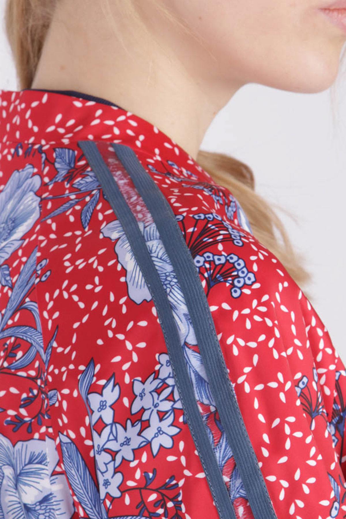 Women's red floral jacket - Image n°4