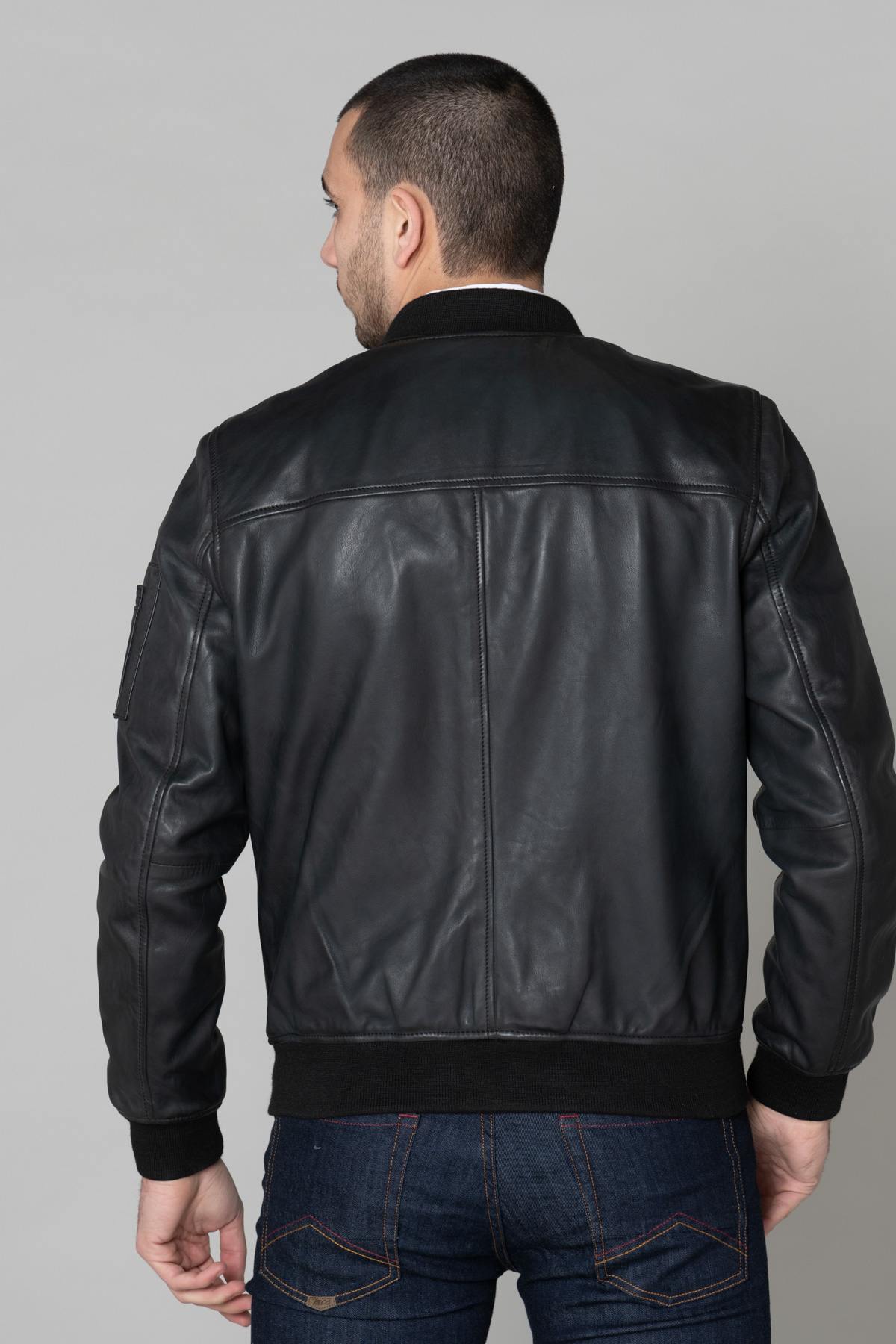 Men's black leather bomber jacket - Image n°7