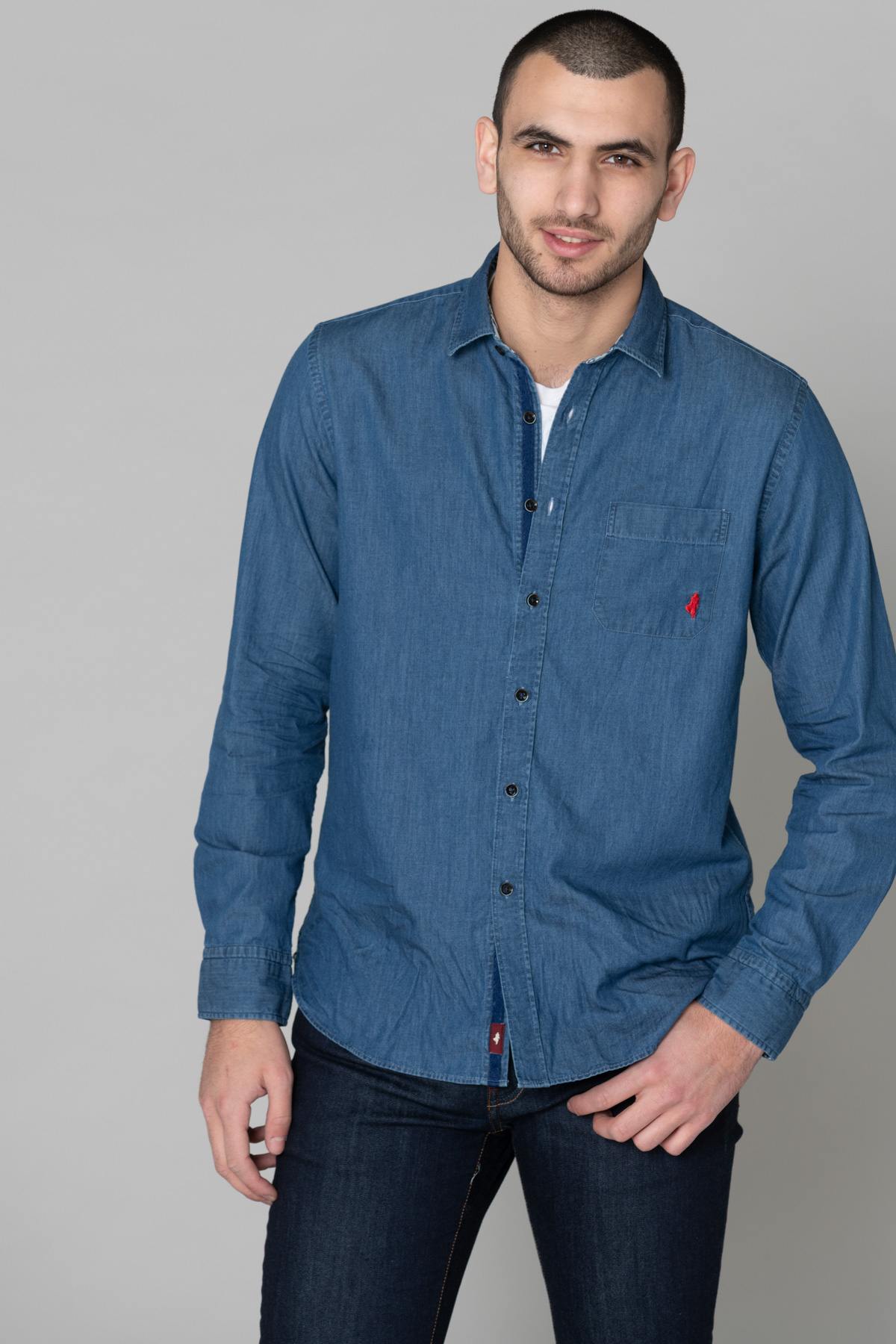 Blue denim shirt with pocket - Image n°2