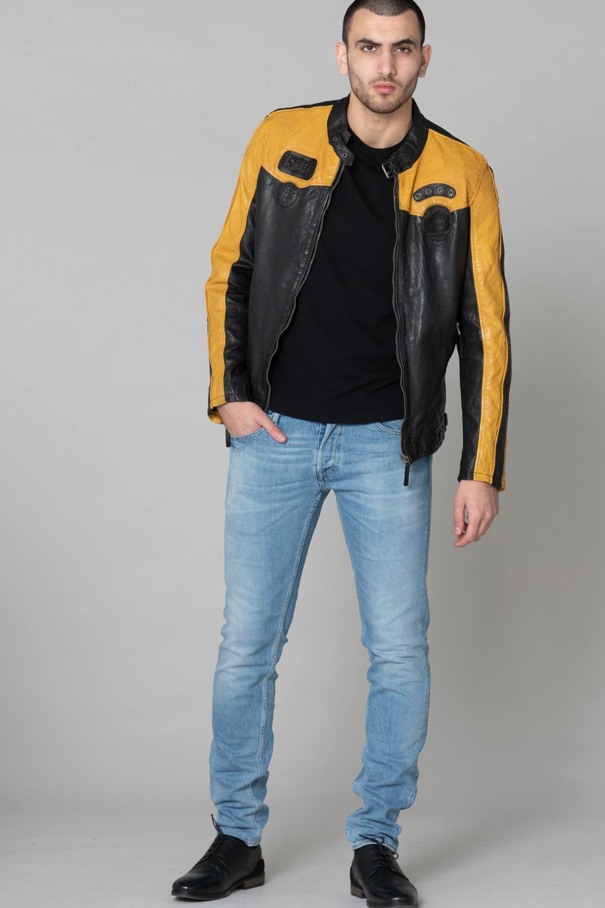 Black and yellow biker style leather - Image n°3