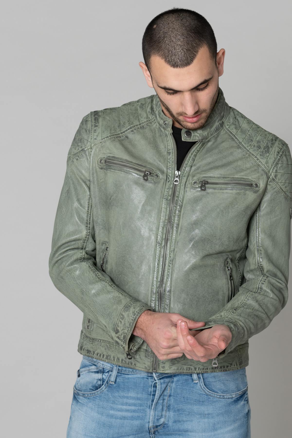 Pastel green men's leather - Image n°1