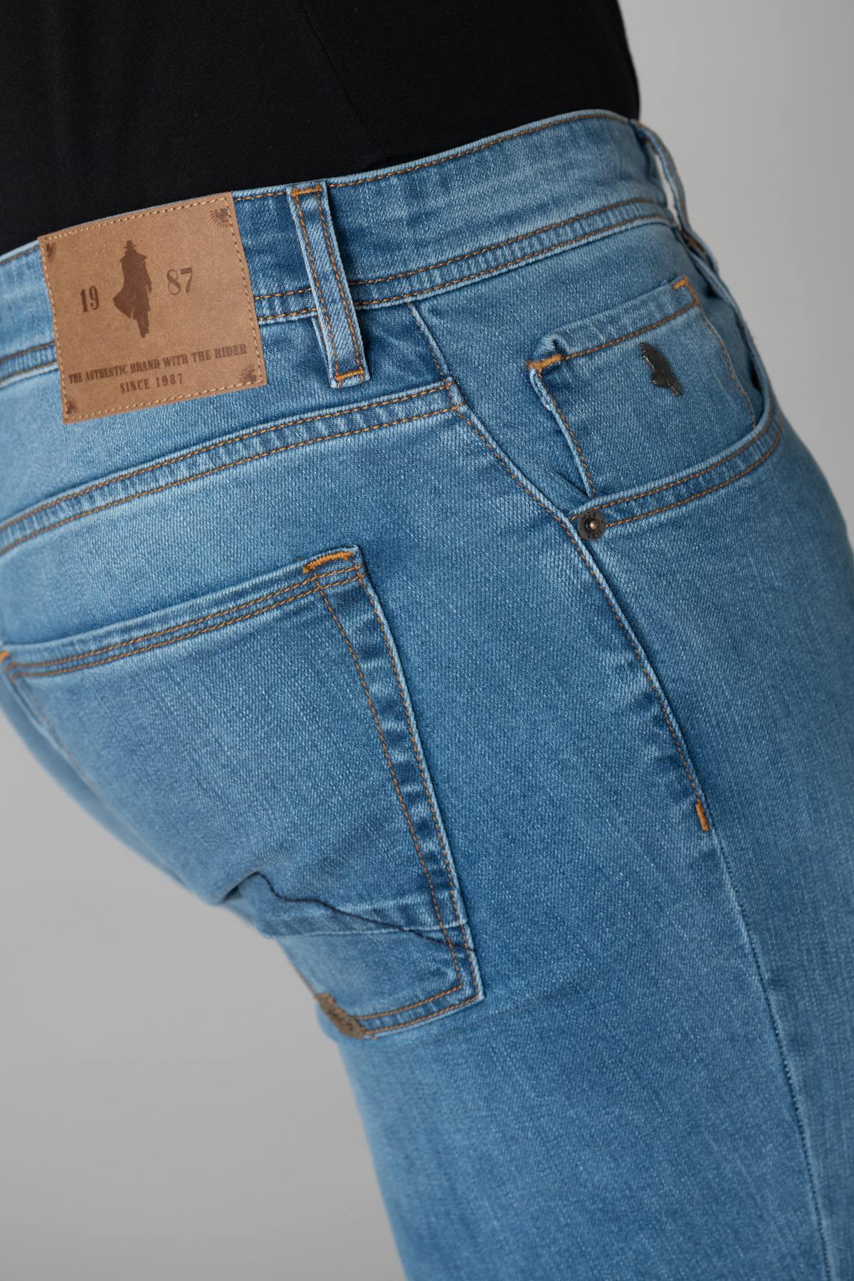 Light blue slim fit jeans - Image n°6