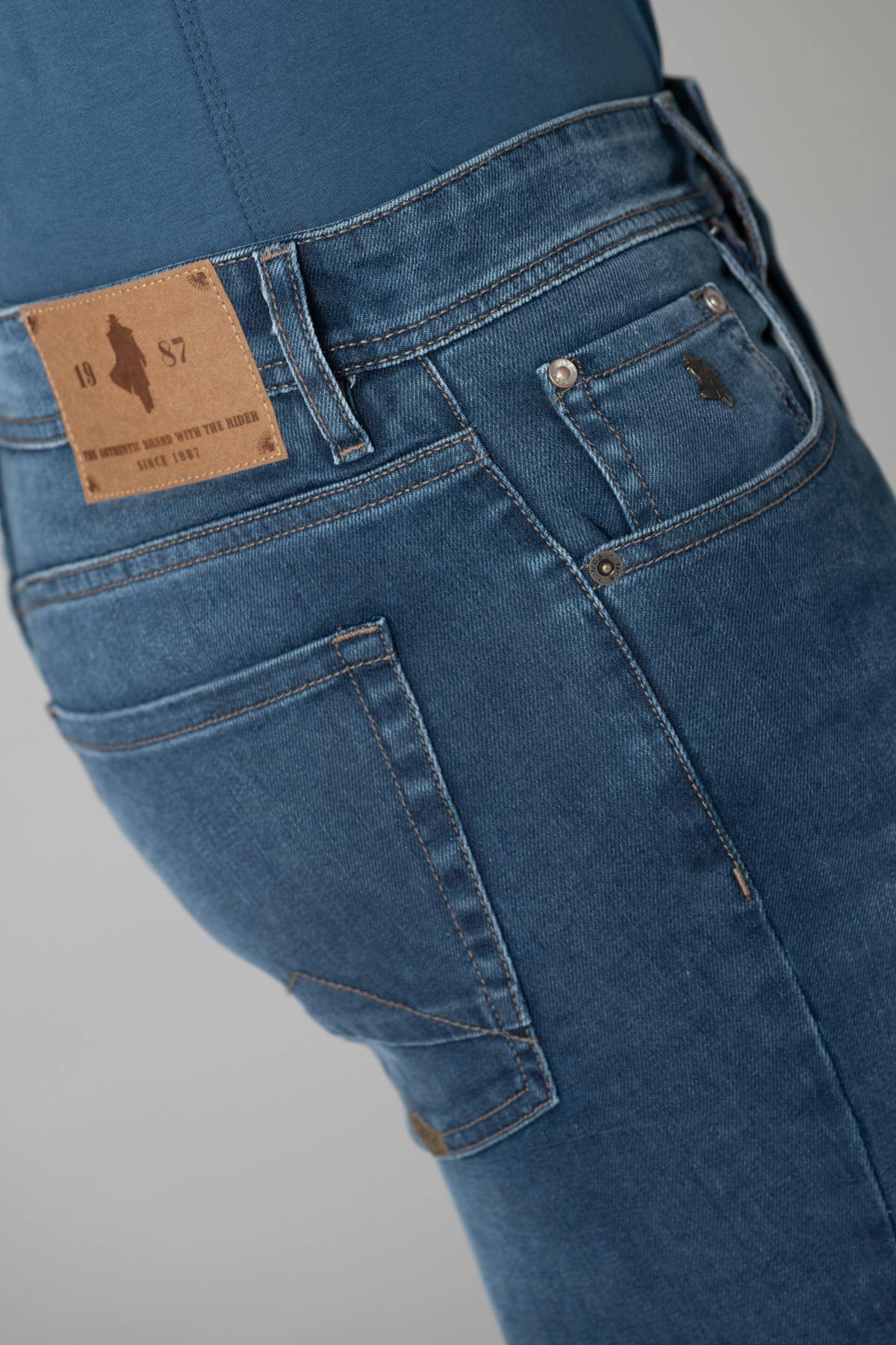 Men's slim fit washed blue jeans - Image n°2