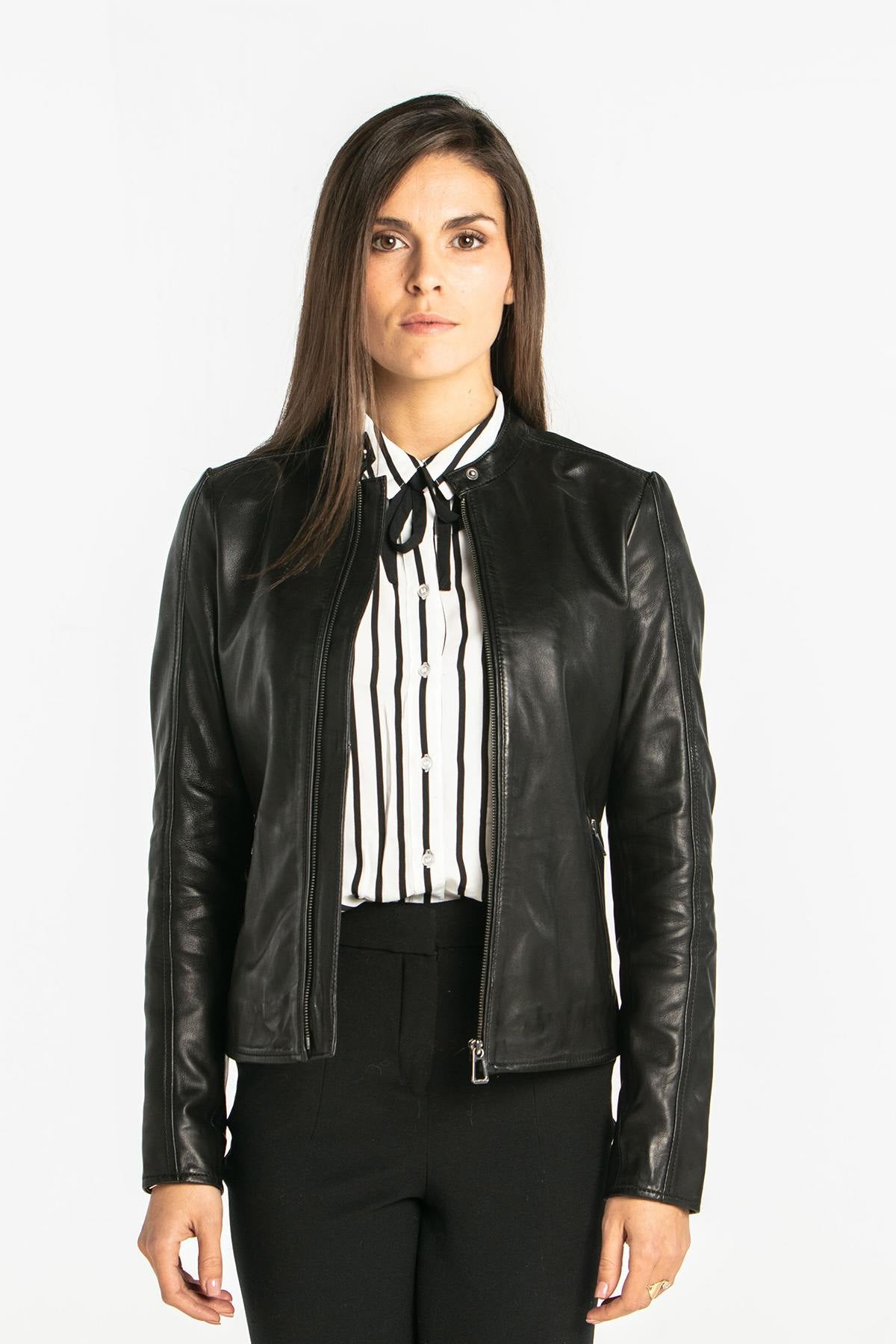 Lambskin leather jacket with snap collar - Image n°6