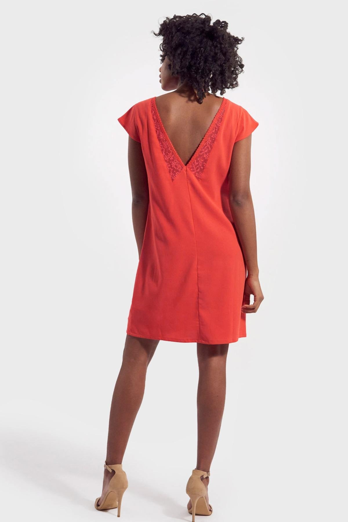 Coral color backless dress - Image n°4