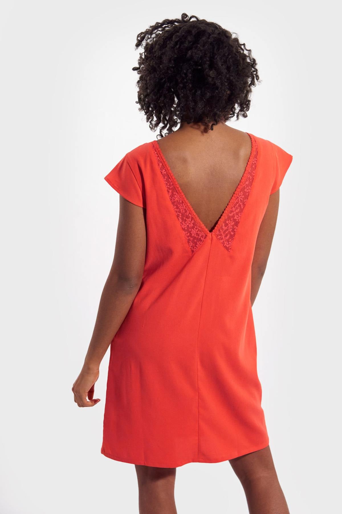 Coral color backless dress - Image n°2