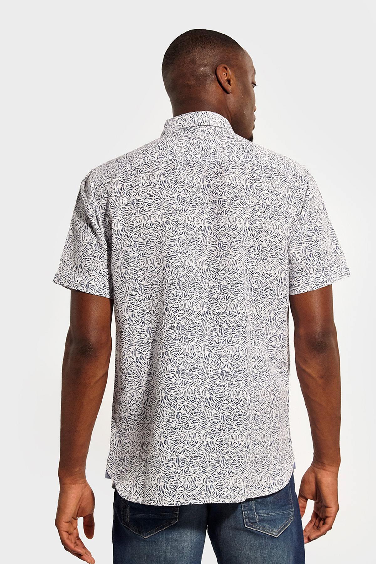 White printed short-sleeved shirt - Image n°3