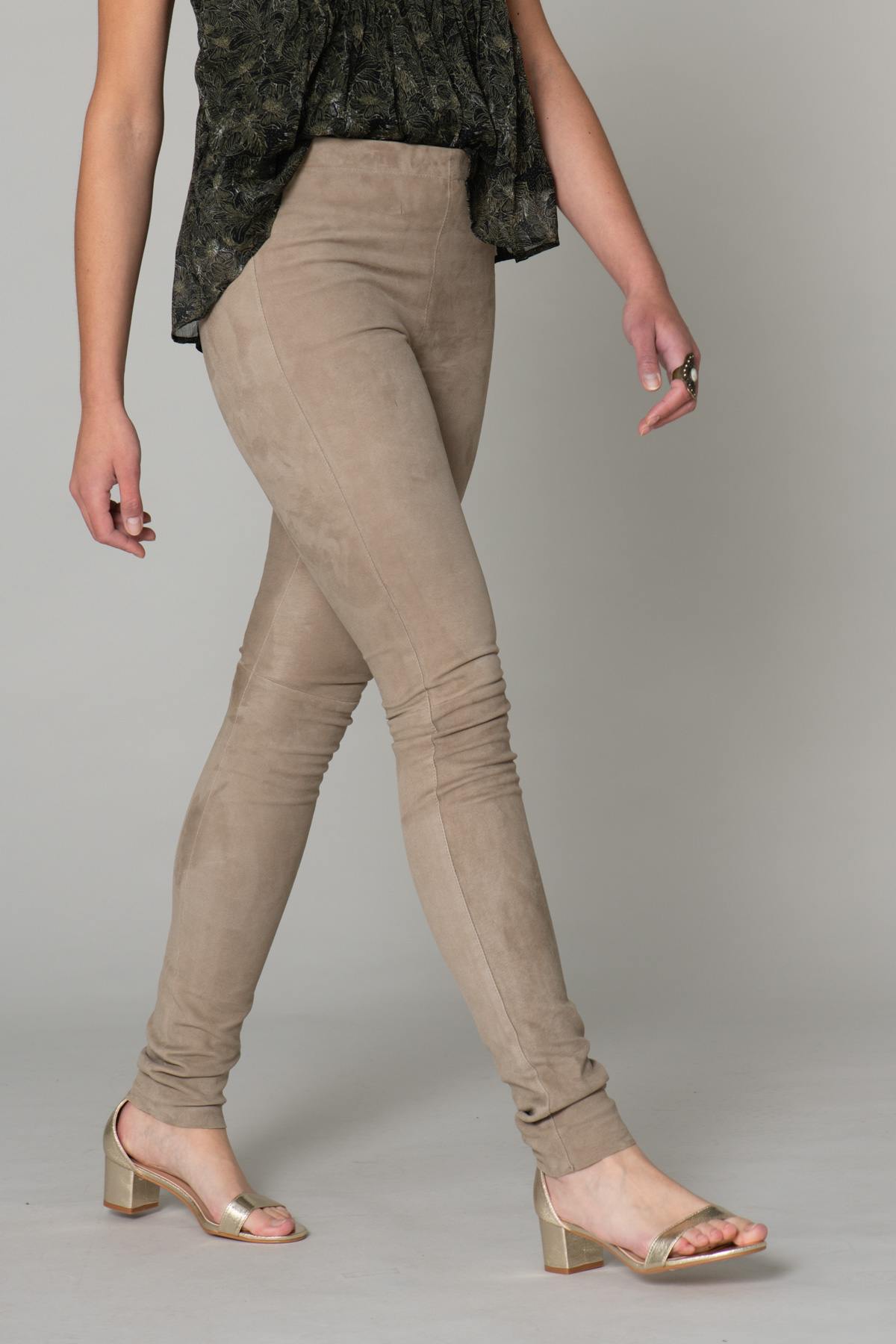 Slim suede pants - Image n°1