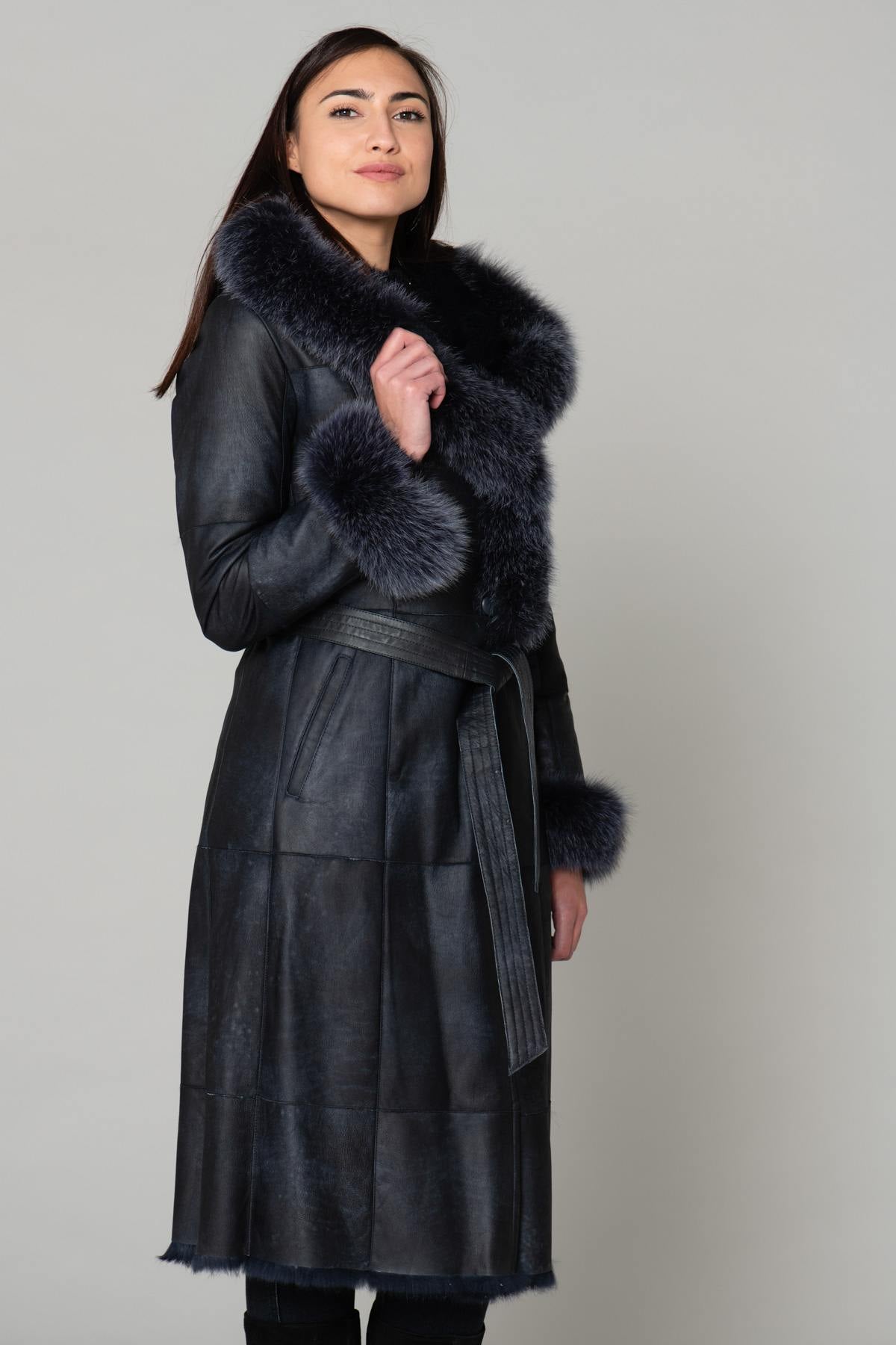 Shearling fur coat - Image n°4