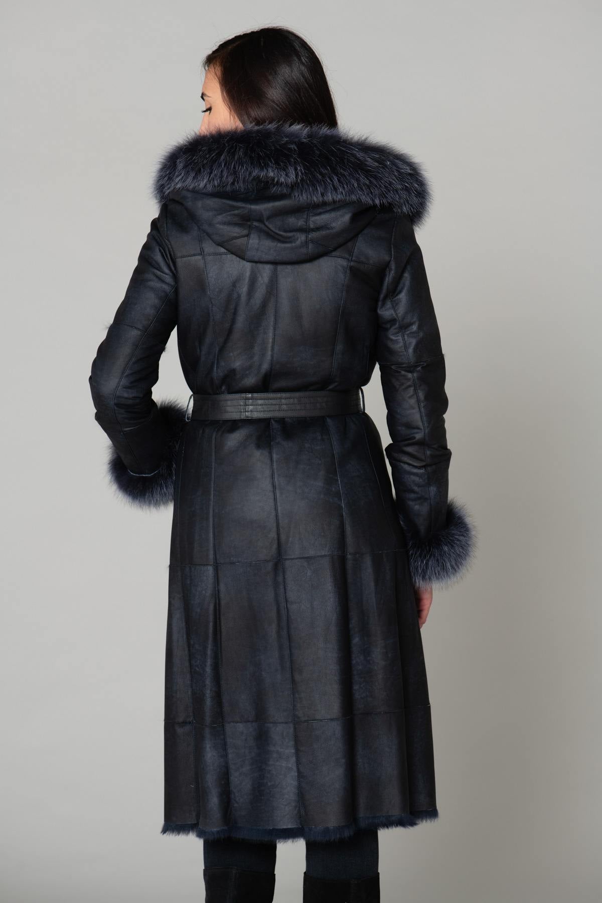 Shearling fur coat - Image n°5