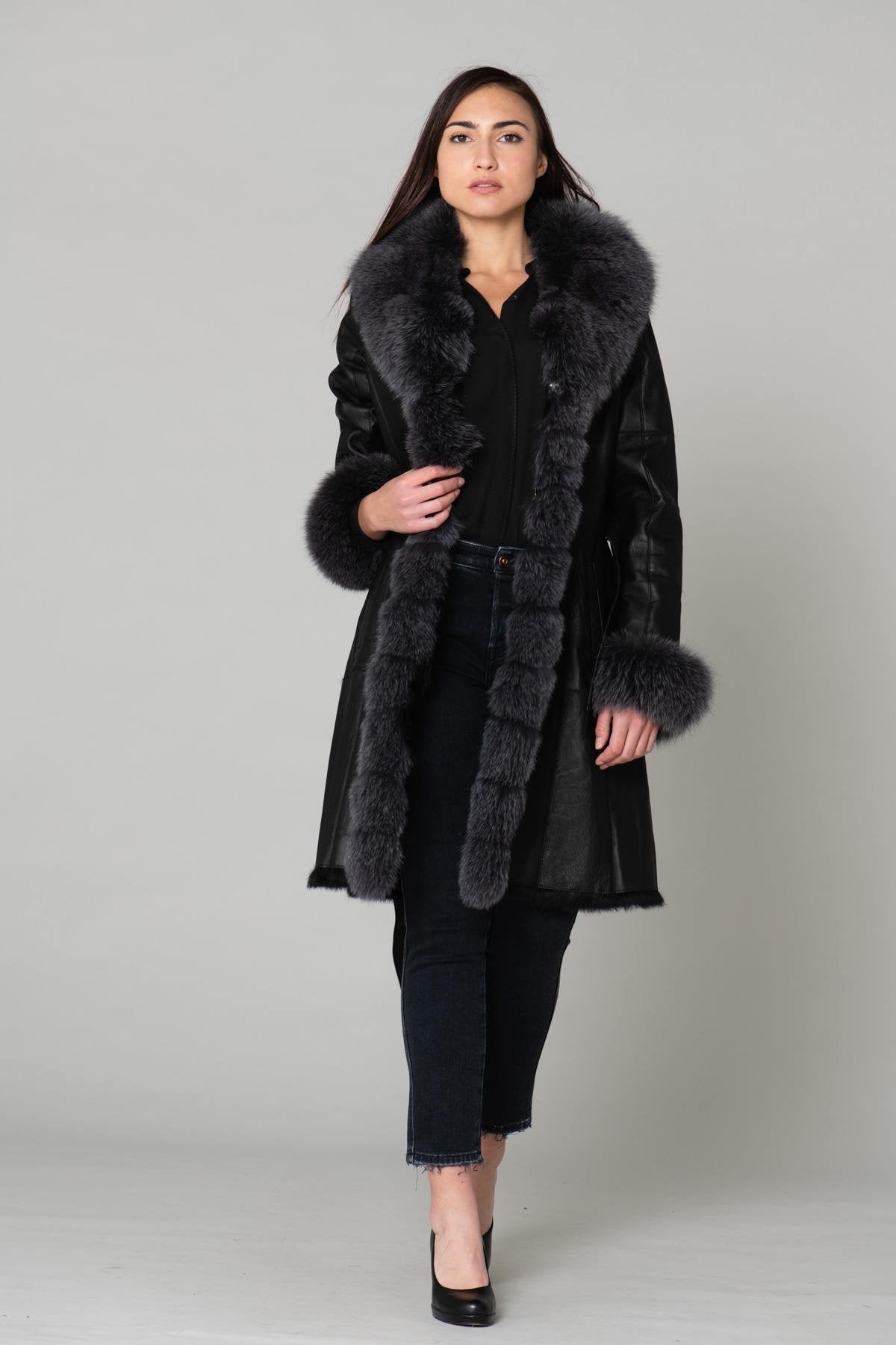 Long coat in turned rabbit and fur - Image n°4