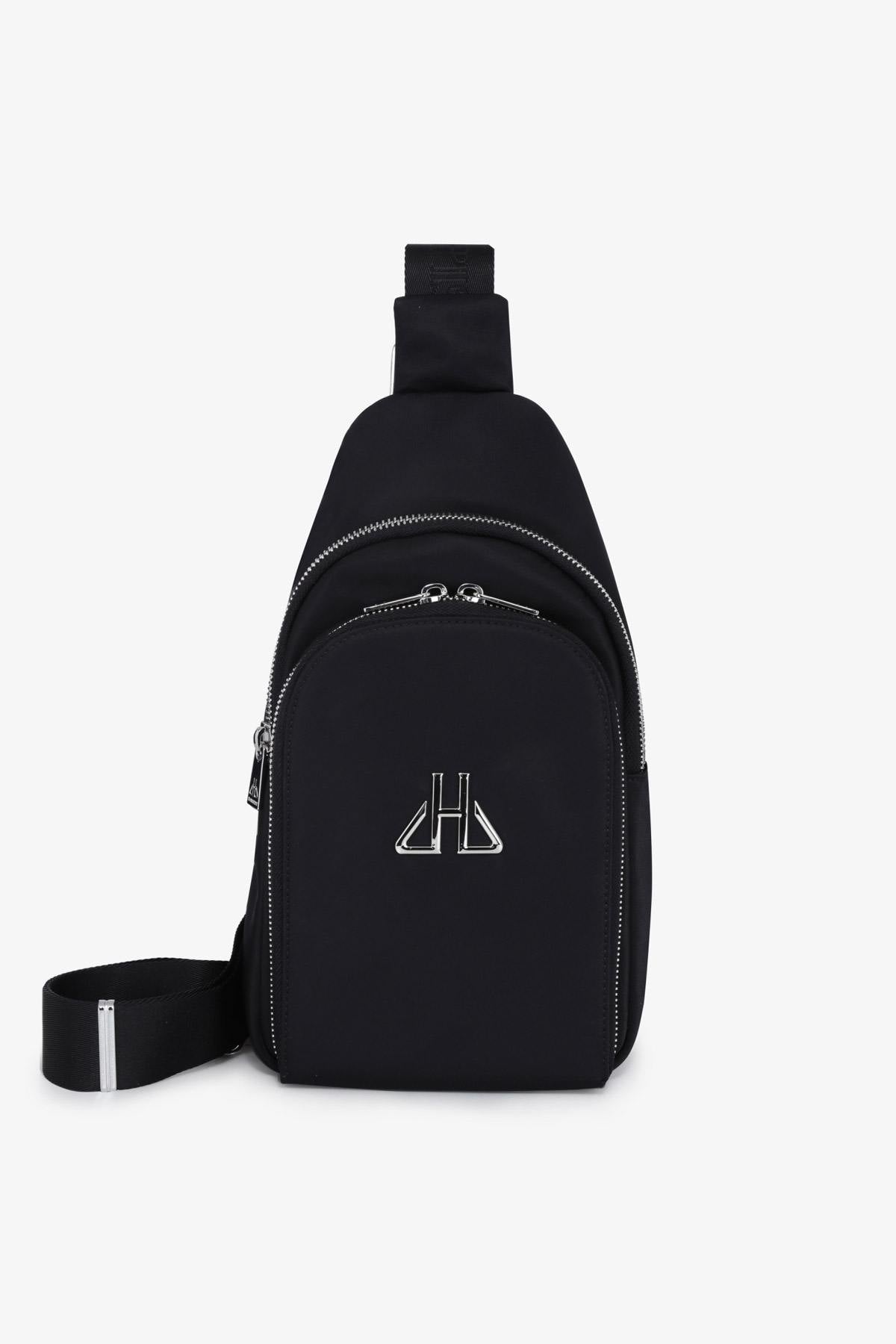 Black nylon shoulder bag - Image n°1