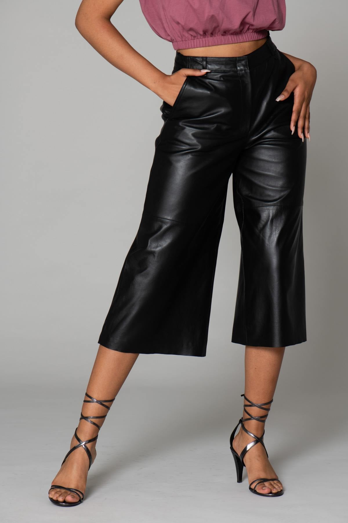 70's culotte style wide leather pants - Image n°10