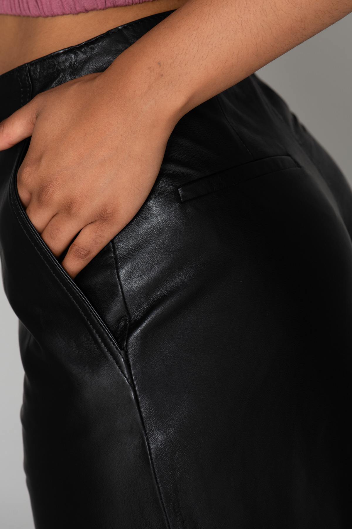 70's culotte style wide leather pants - Image n°8