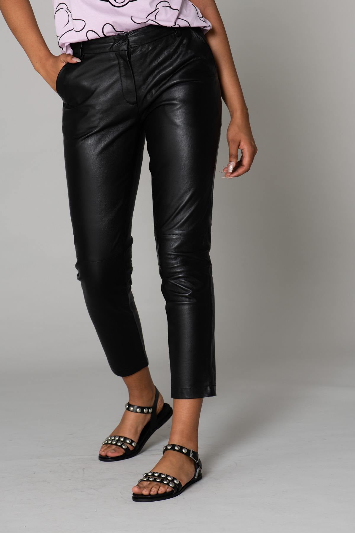 Women's sheepskin leather pants - Image n°1