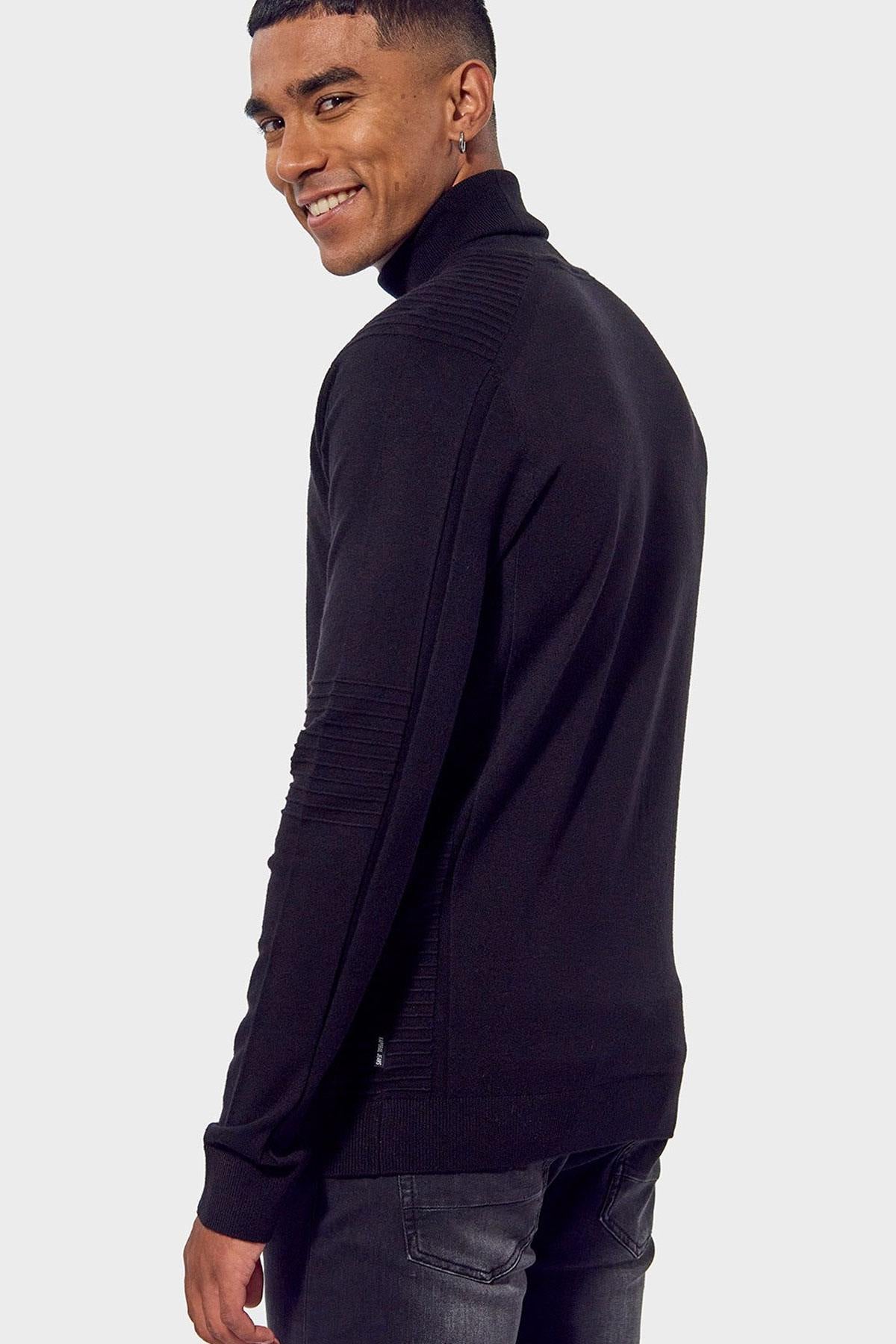 Black turtleneck sweater - Image n°1