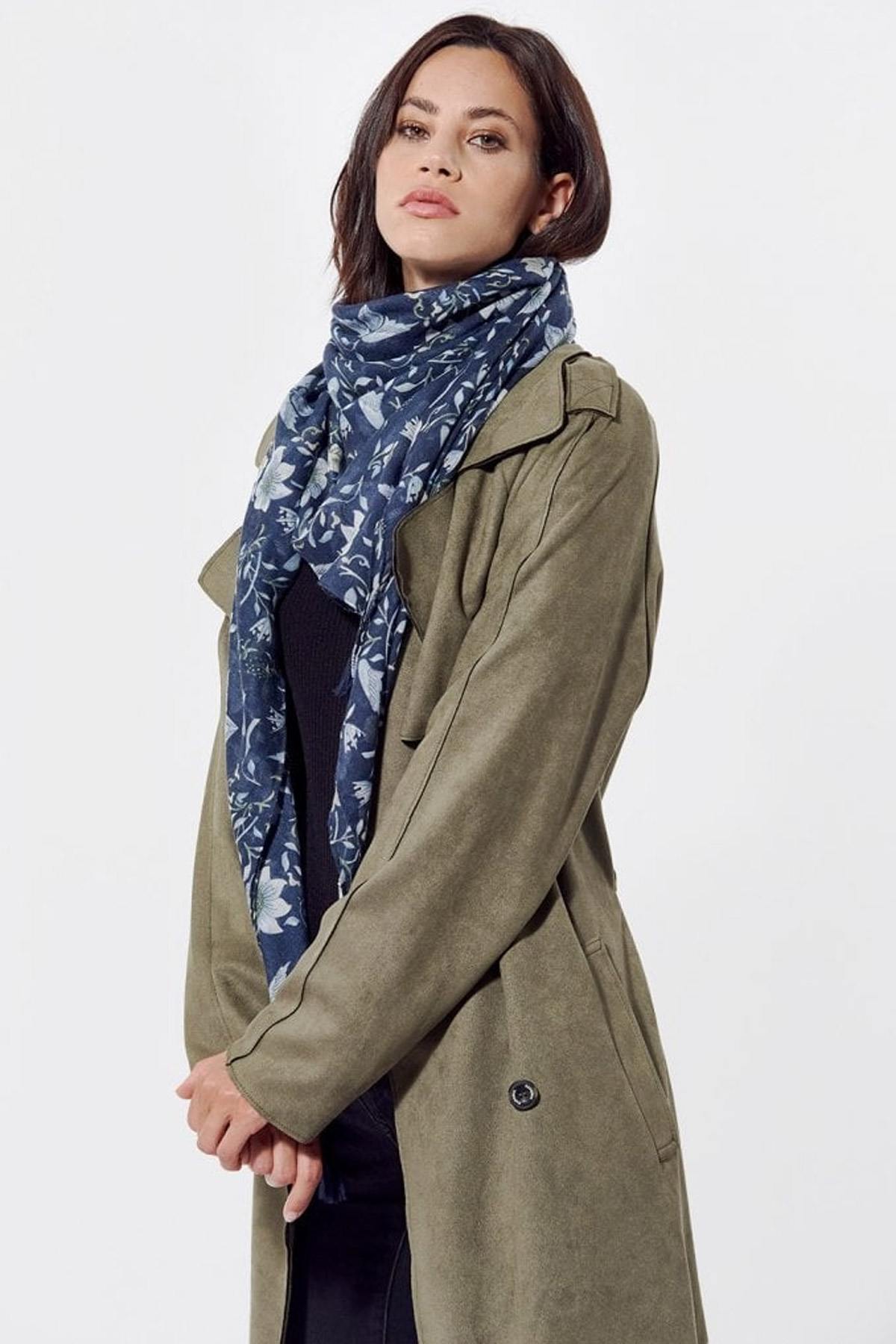 Fine blue floral print scarf - Image n°6