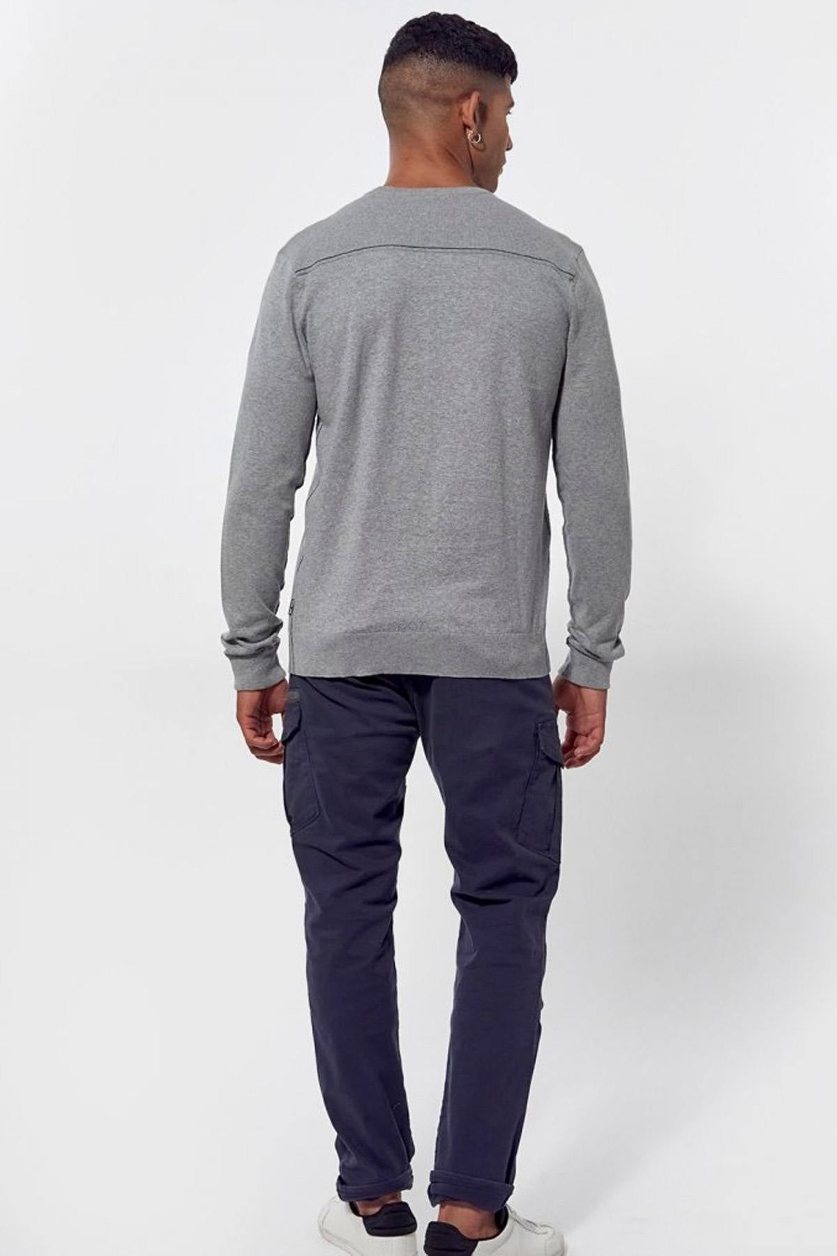 Men's gray round-neck sweater - Image n°3