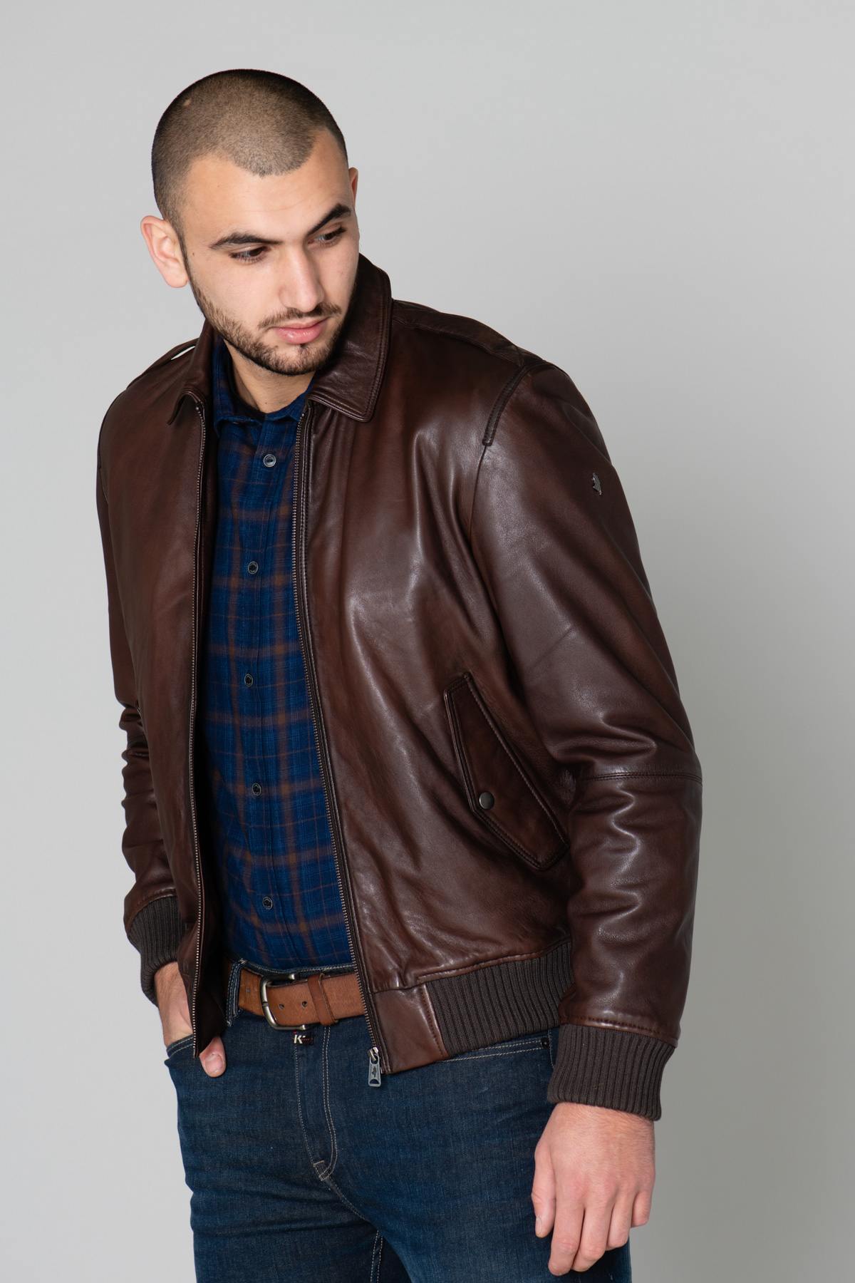 Brown leather jacket with shirt collar - Image n°3