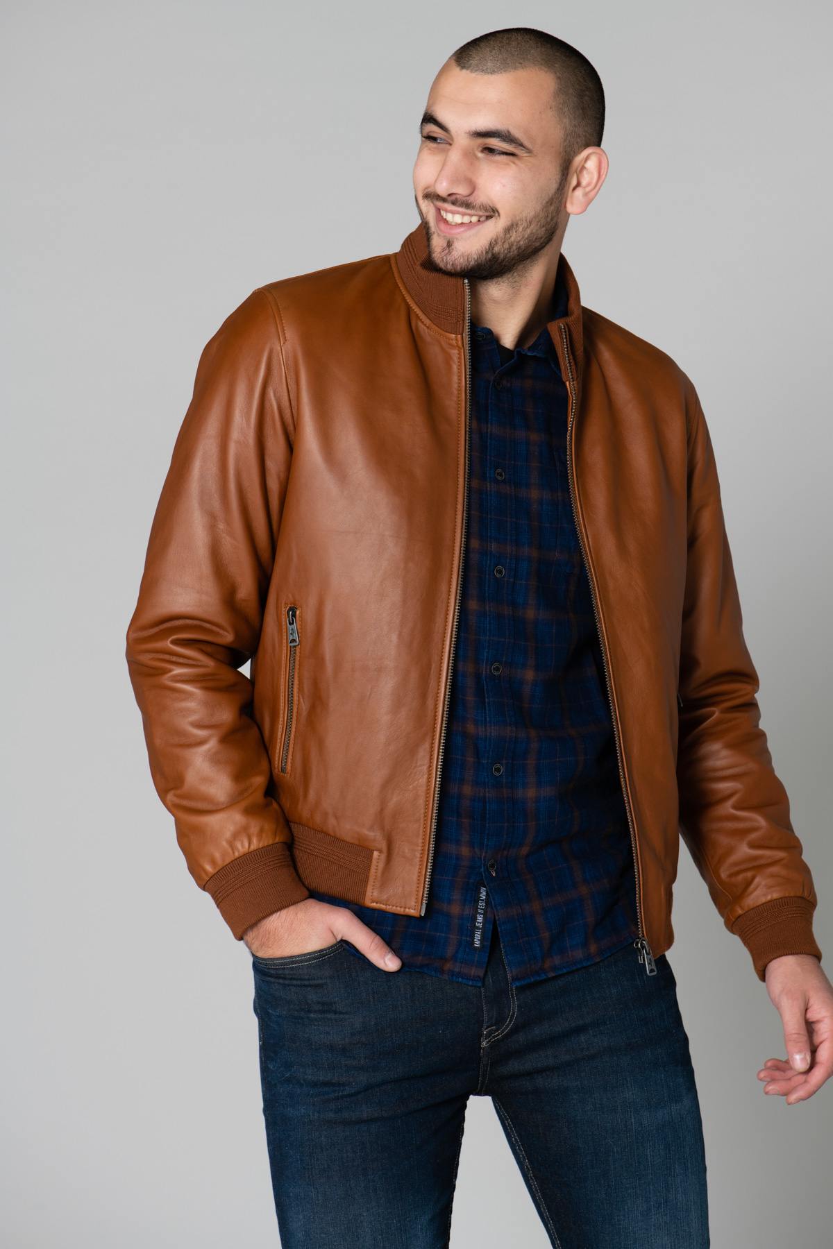 Men's teddy in cognac-colored leather - Image n°1