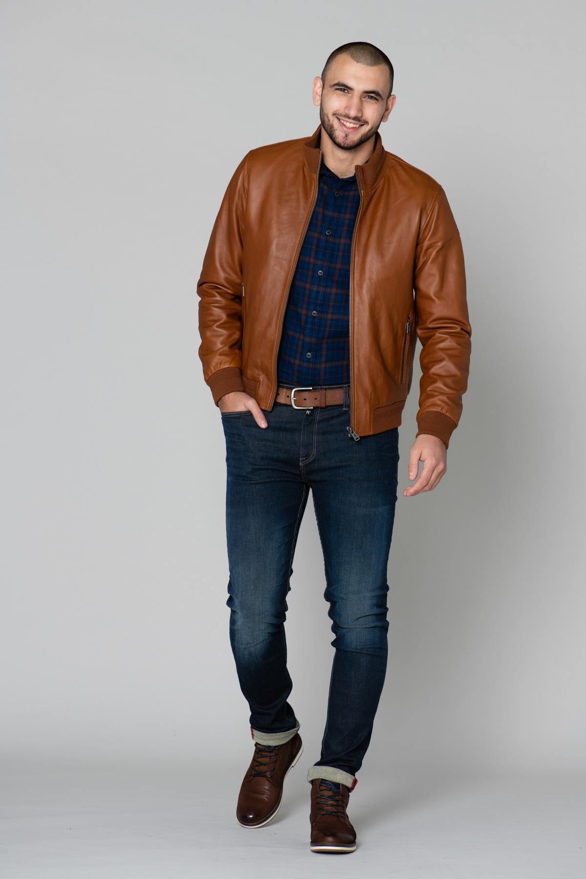 Men's teddy in cognac-colored leather - Image n°3