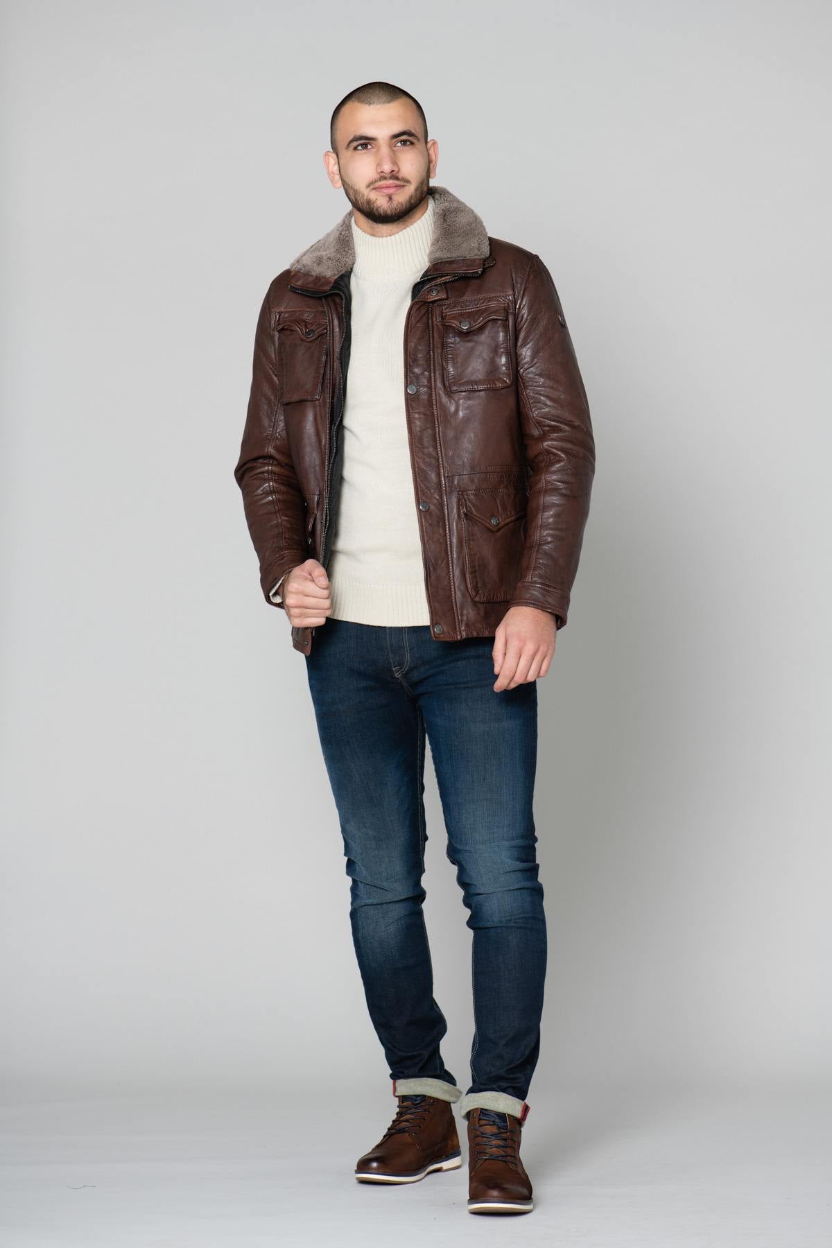 Mid-length brown leather jacket with fur collar - Image n°4