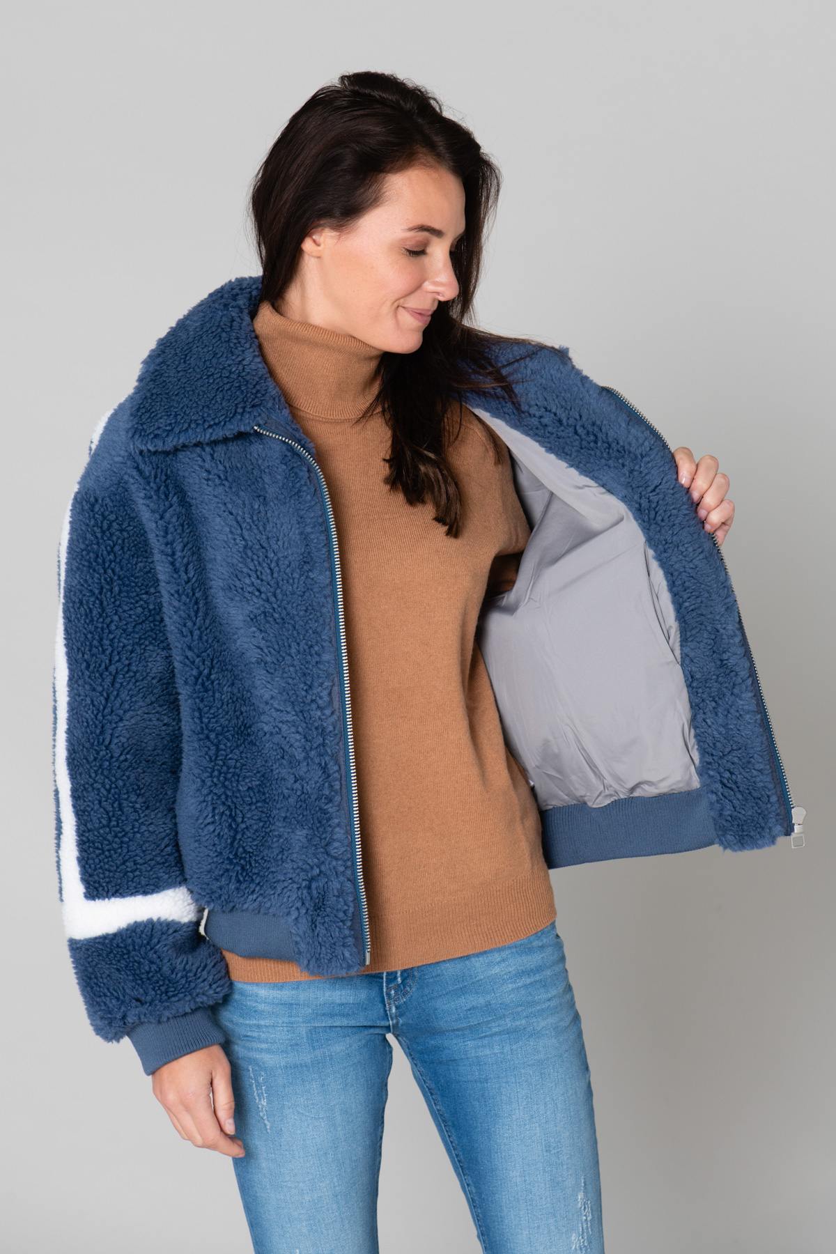 Blue oversized faux fur - Image n°6