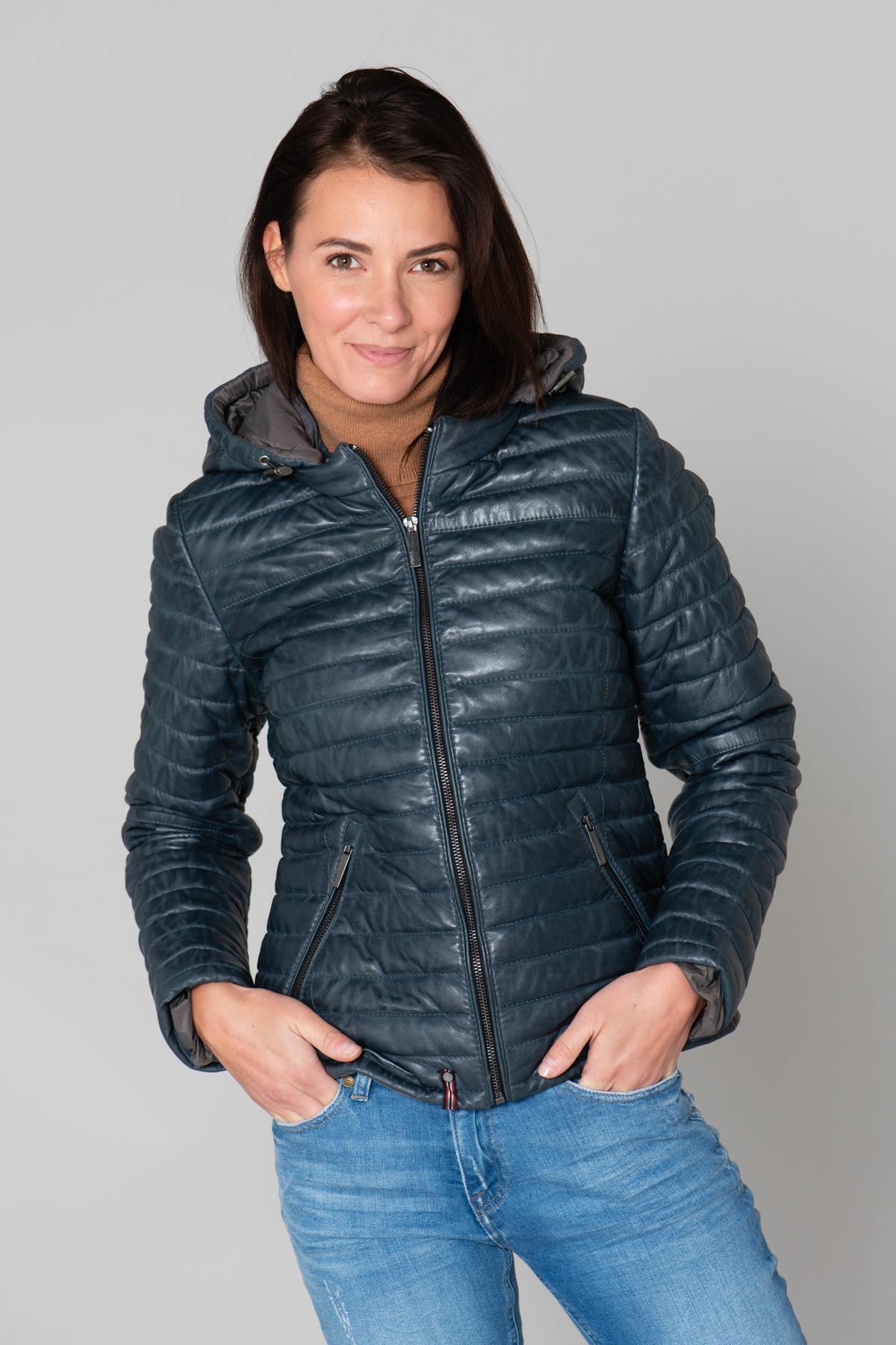 Dark blue sportswear down jacket - Image n°8