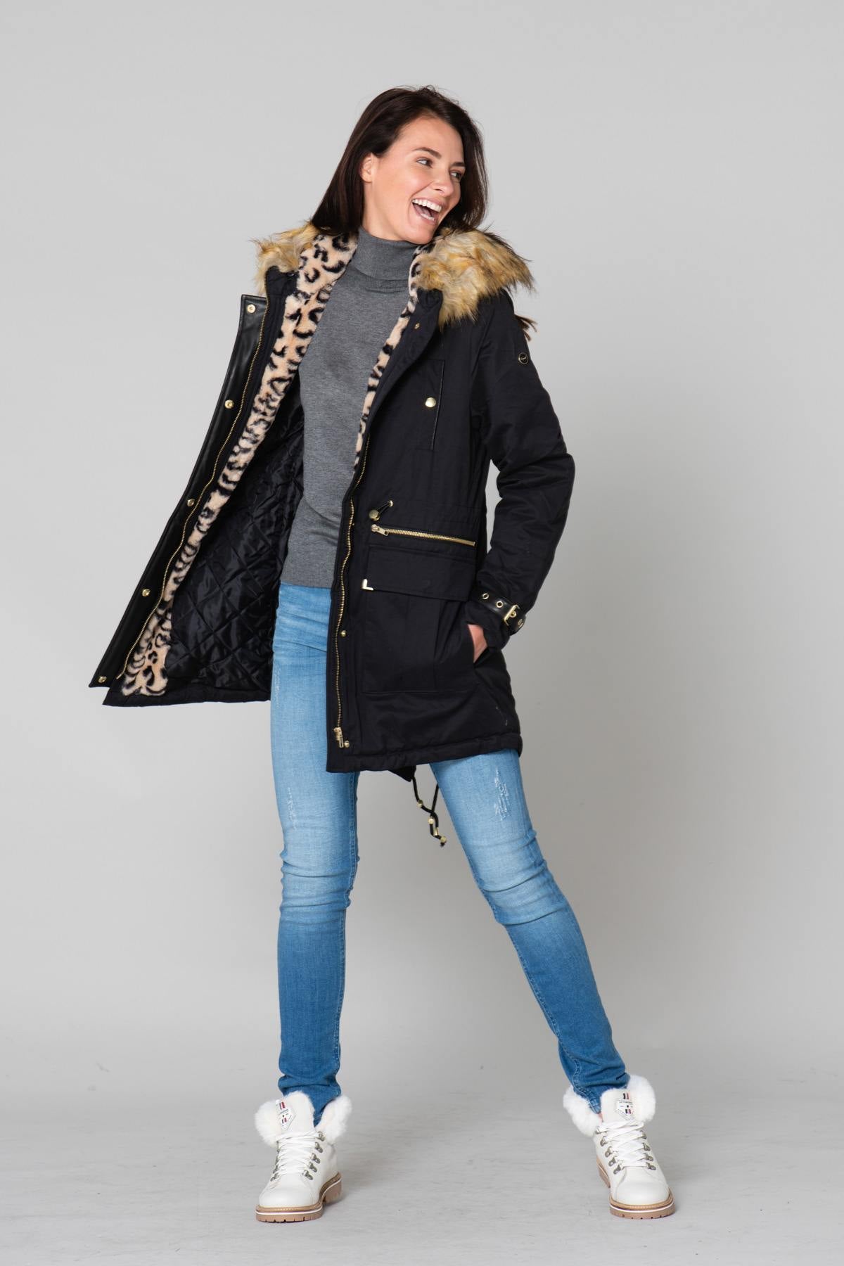 Women's parka with fur collar - Image n°3