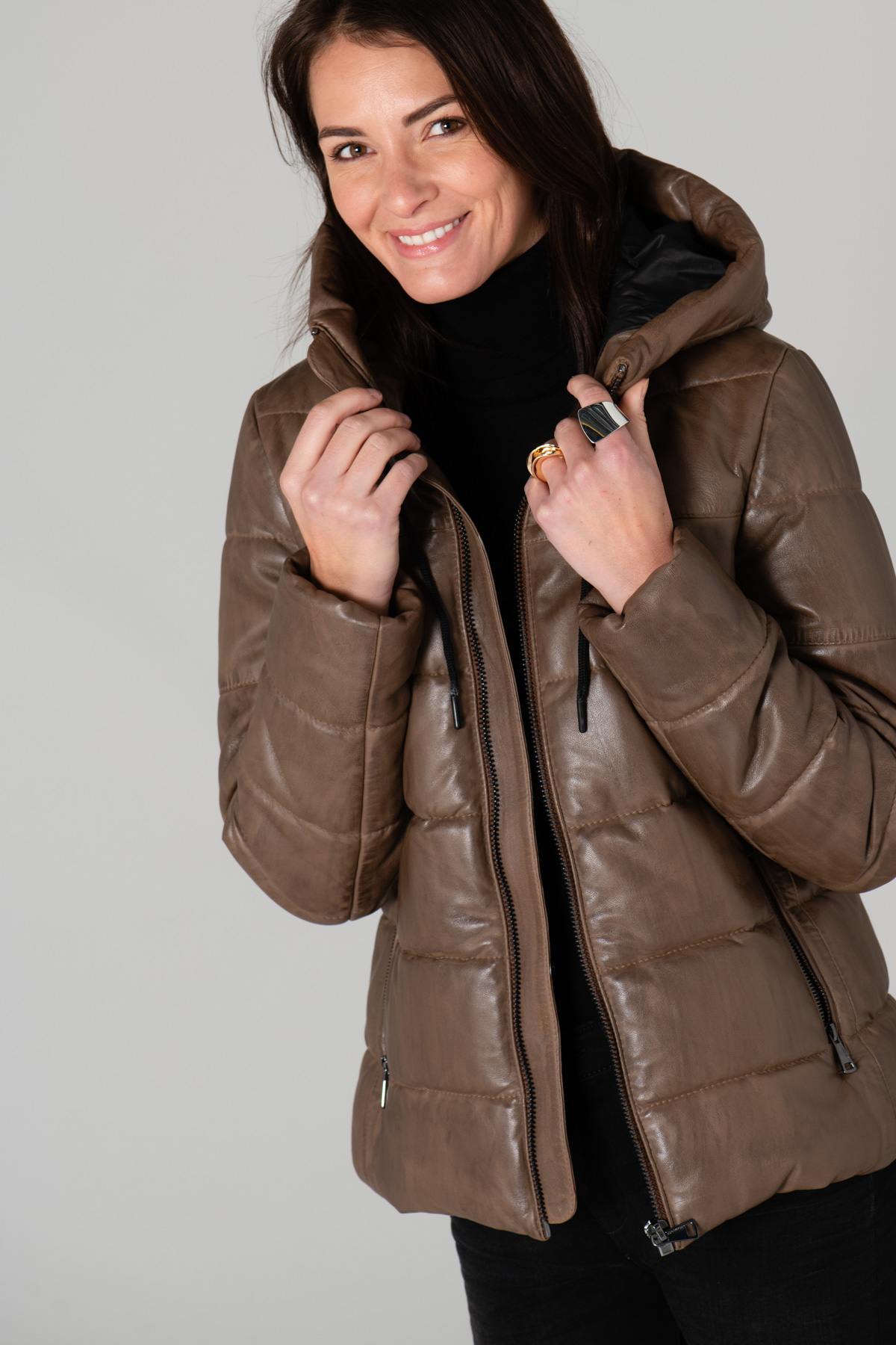 Brown leather down jacket for women - Image n°3