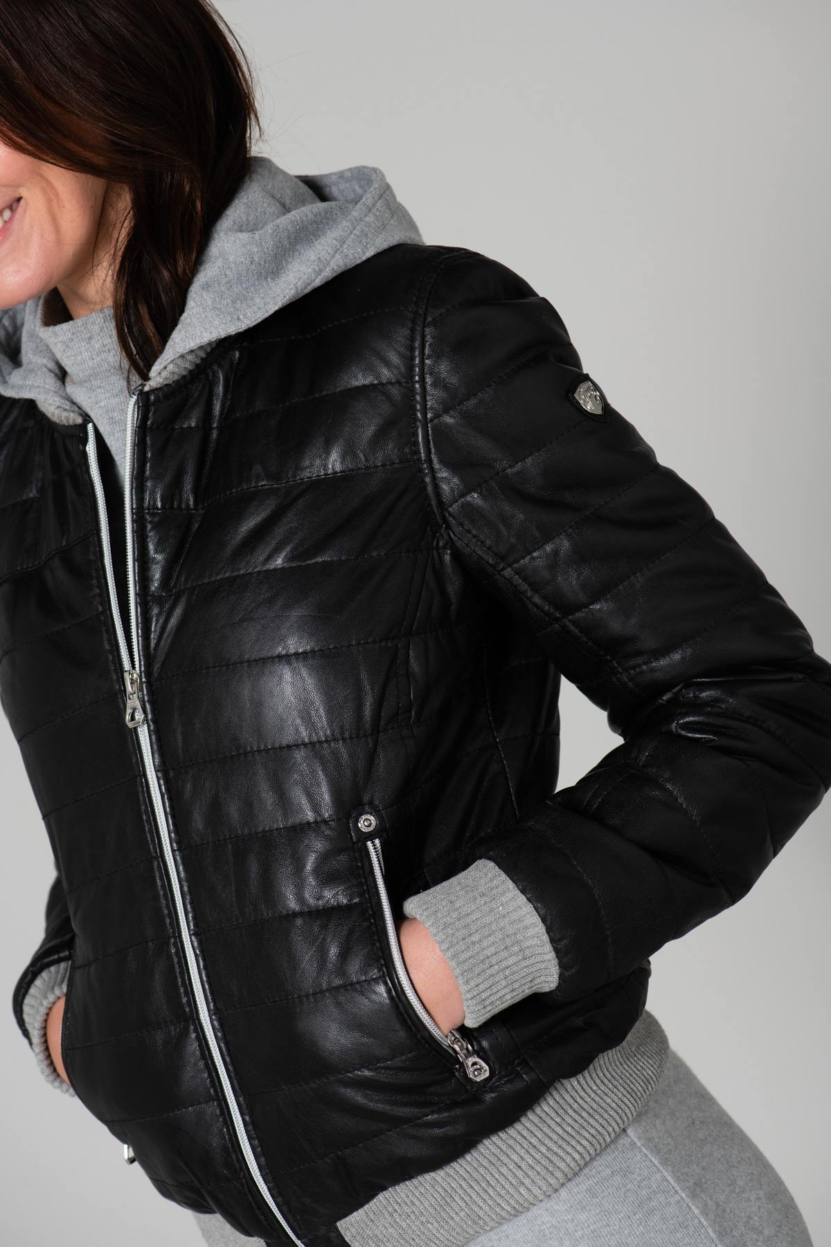 Black leather sportswear down jacket - Image n°7