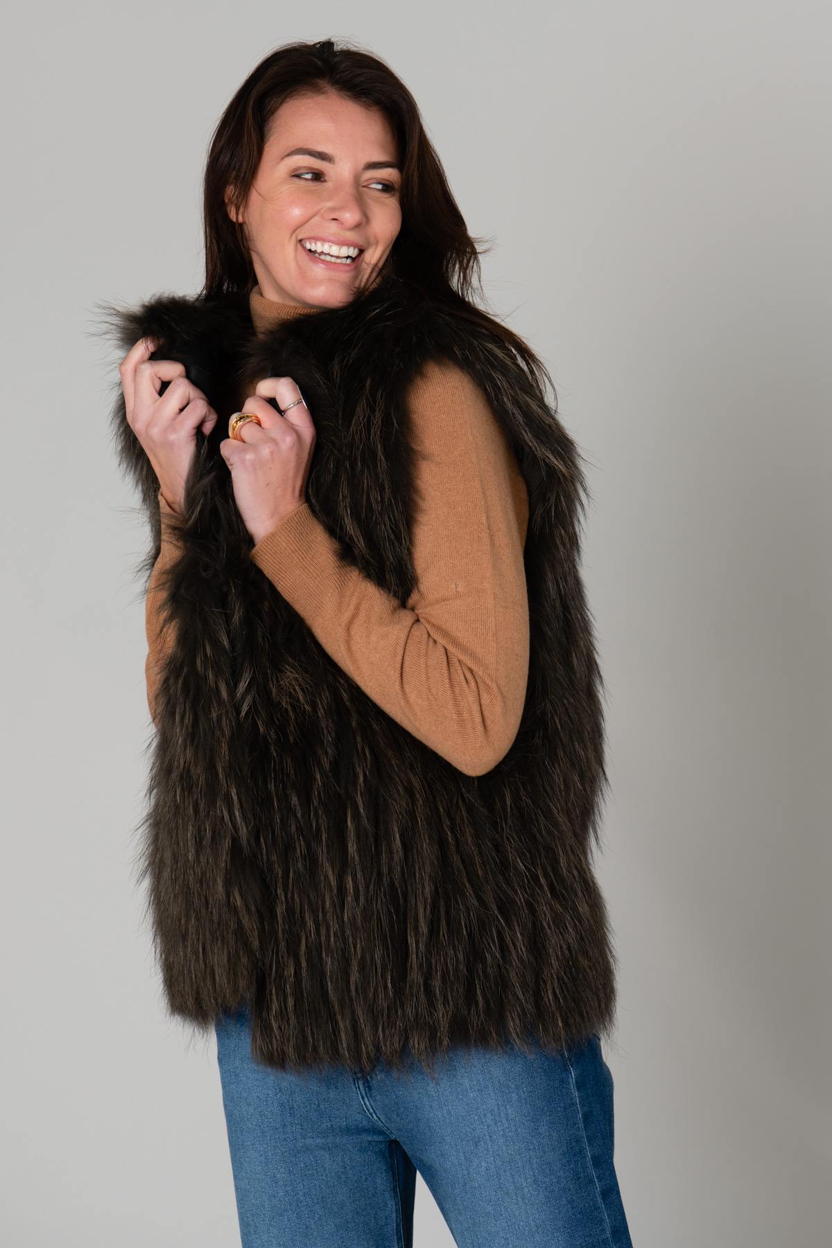 Real khaki colored fur - Image n°5