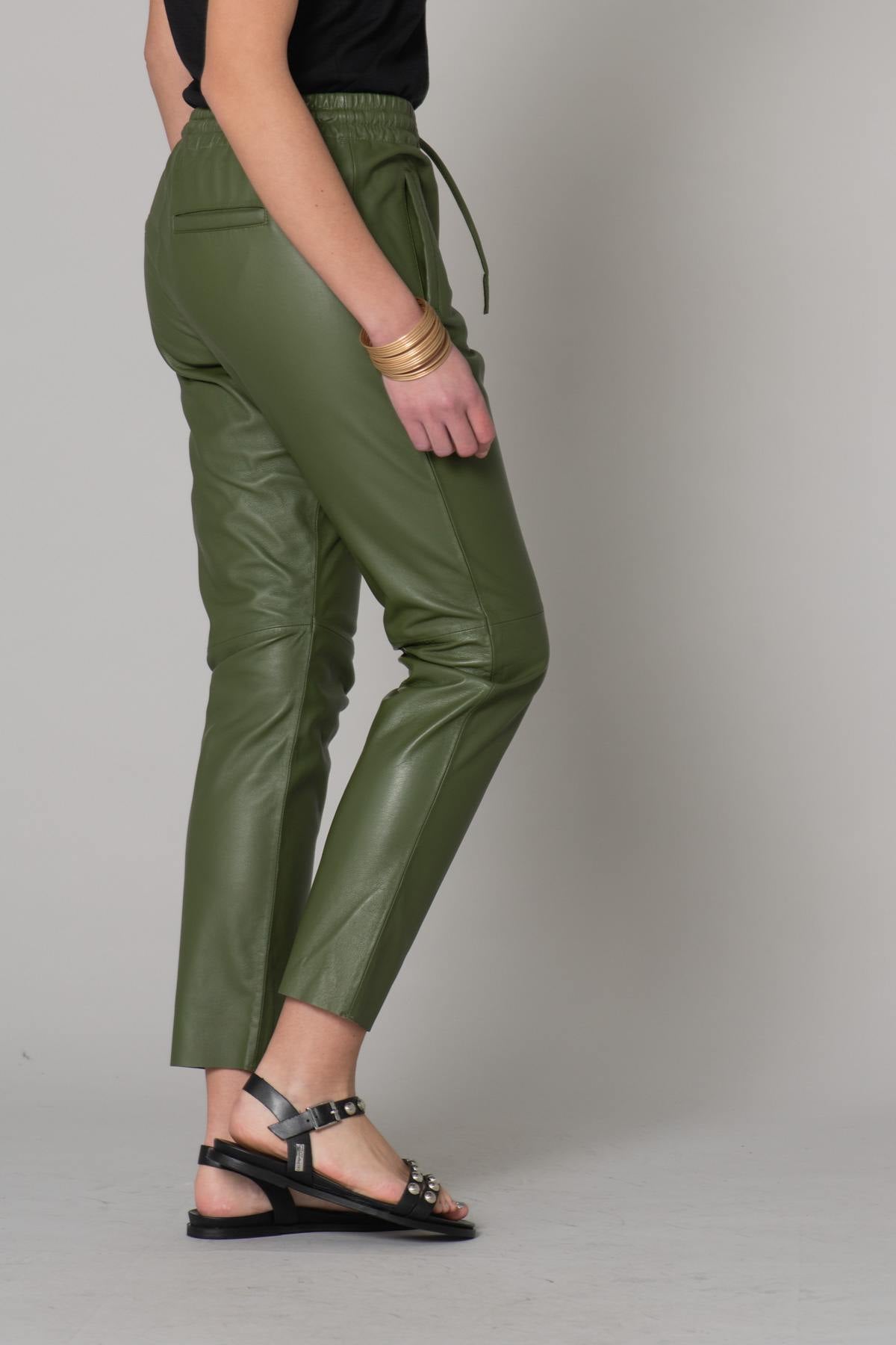 Women's dark green leather pants - Image n°7