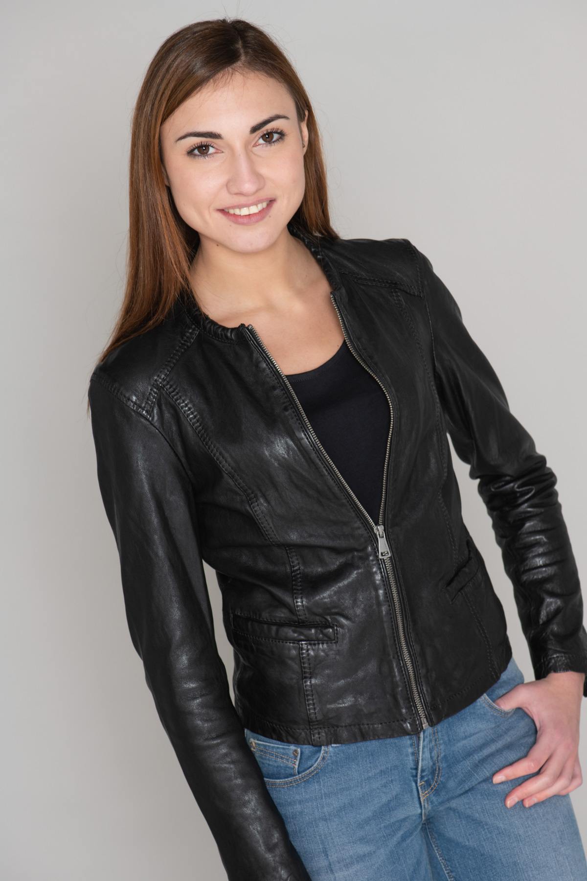 Spencer in black leather - Image n°12