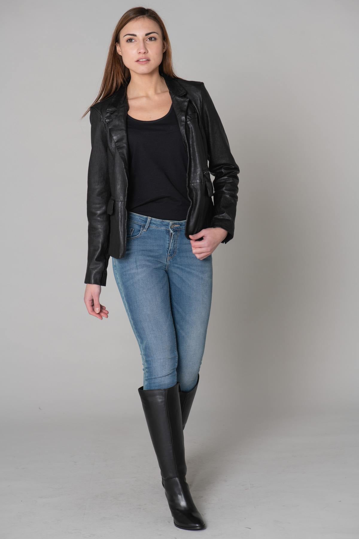 Women's blazer jacket in black sheepskin leather - Image n°10