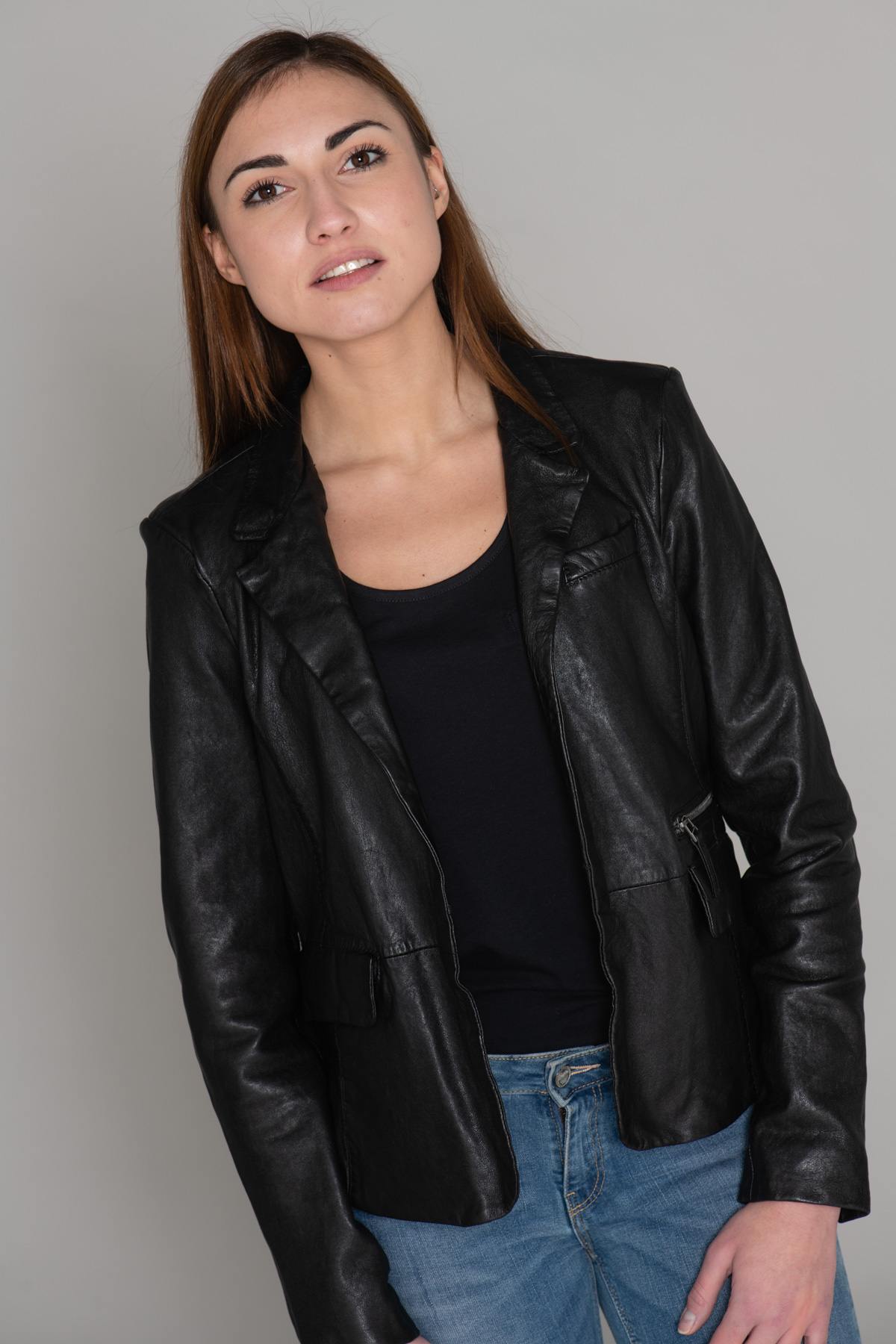 Women's blazer jacket in black sheepskin leather - Image n°9