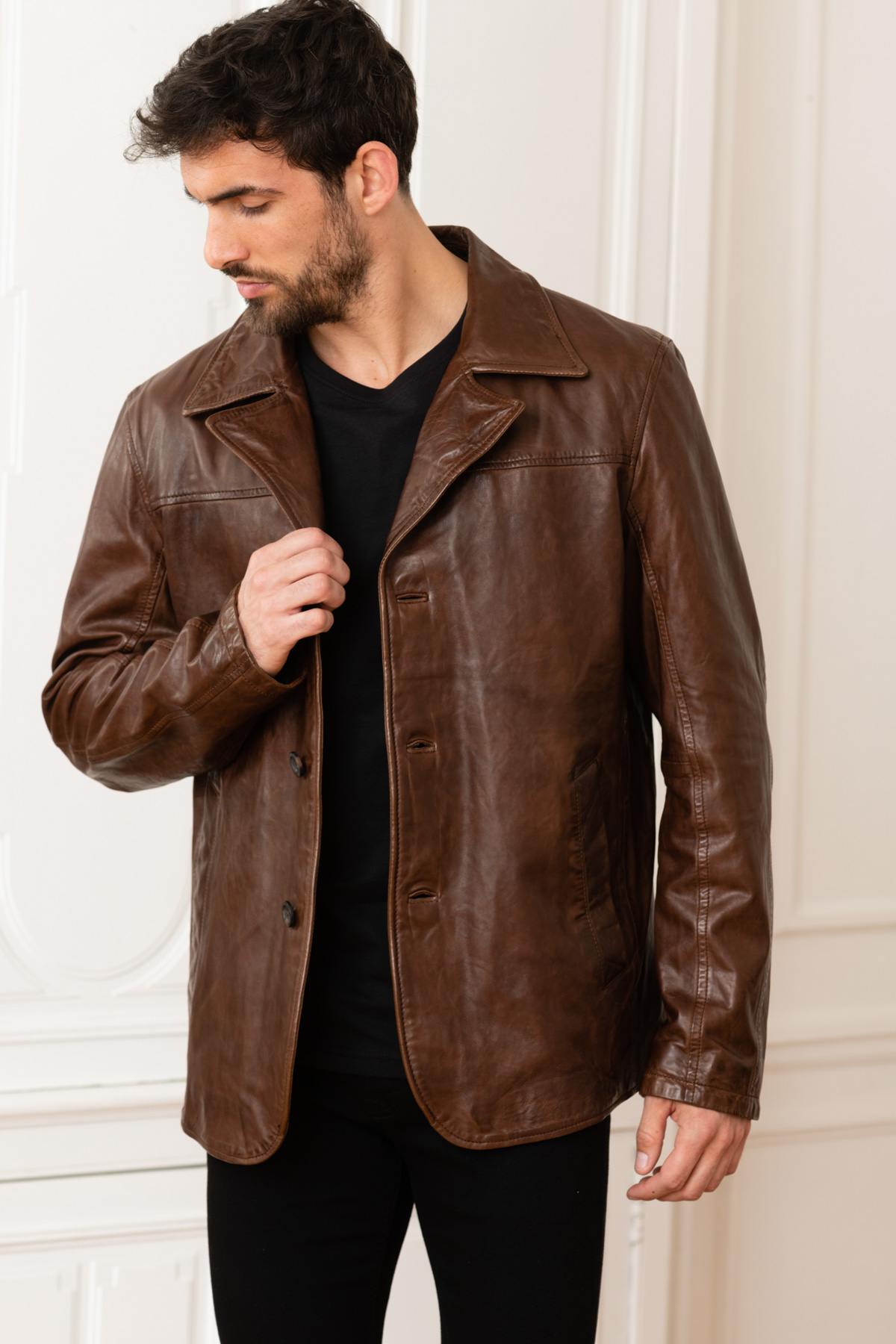 Brown leather jacket - Image n°1