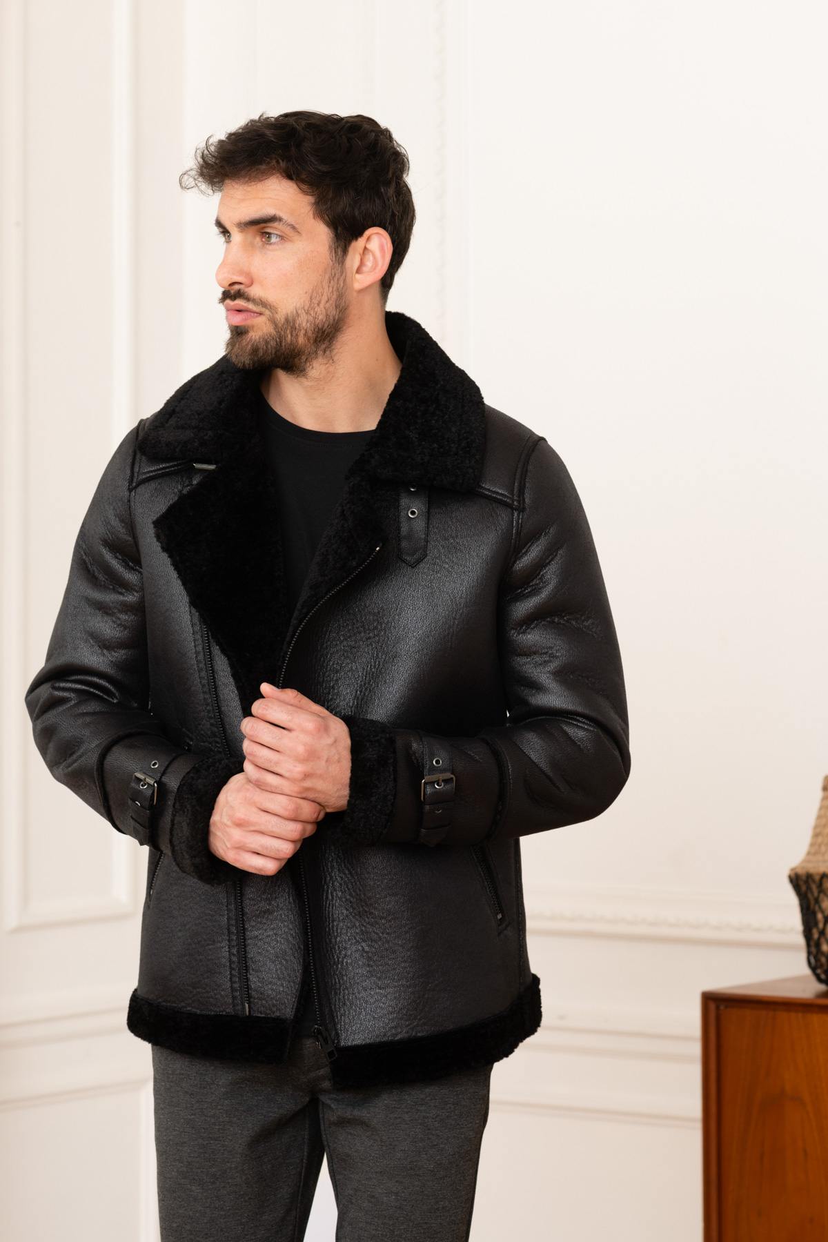 Leather-look polyester bomber jacket - Image n°8