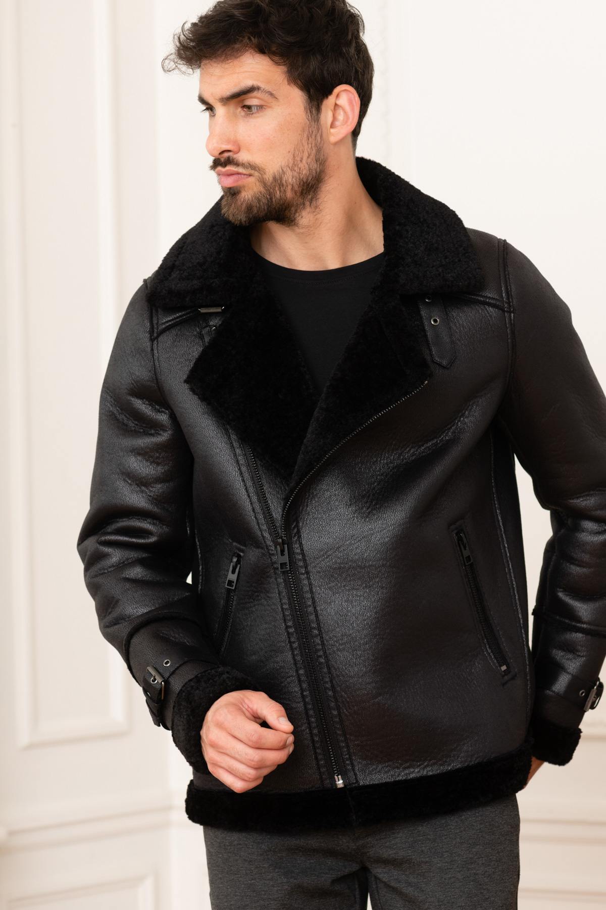 Leather-look polyester bomber jacket - Image n°9