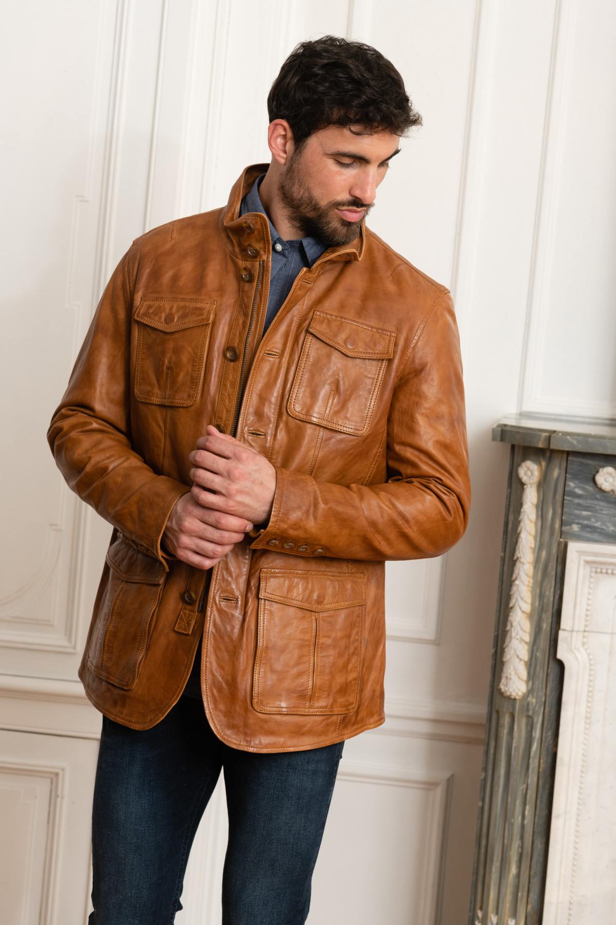 Elegant cognac lambskin leather jacket - Image n°3