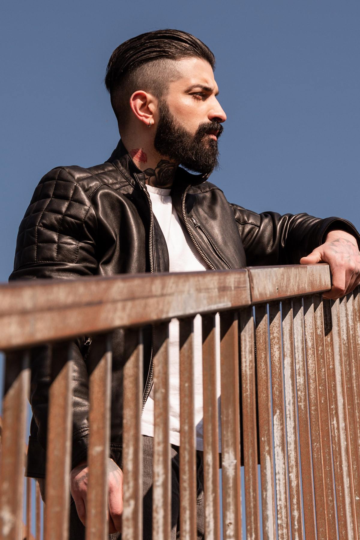 Men's biker-style leather jacket - Image n°14