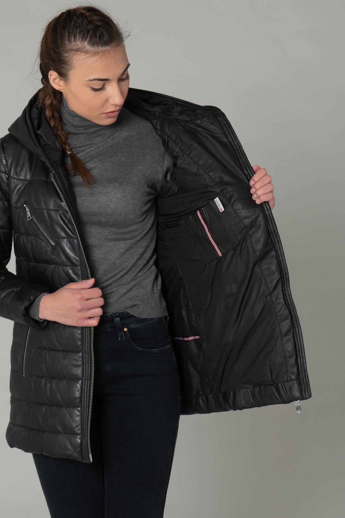 Long black leather down jacket - Image n°4