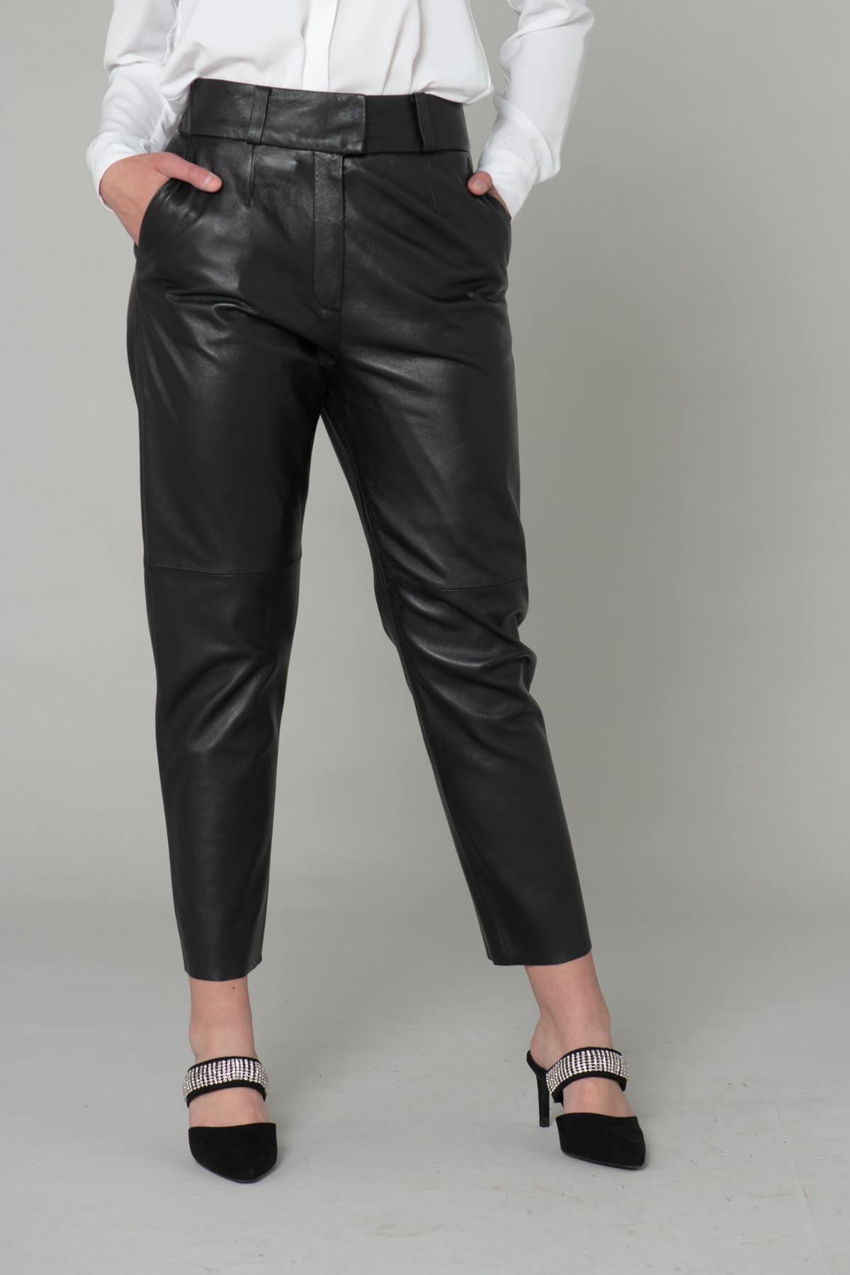 Straight cut leather pants - Image n°1